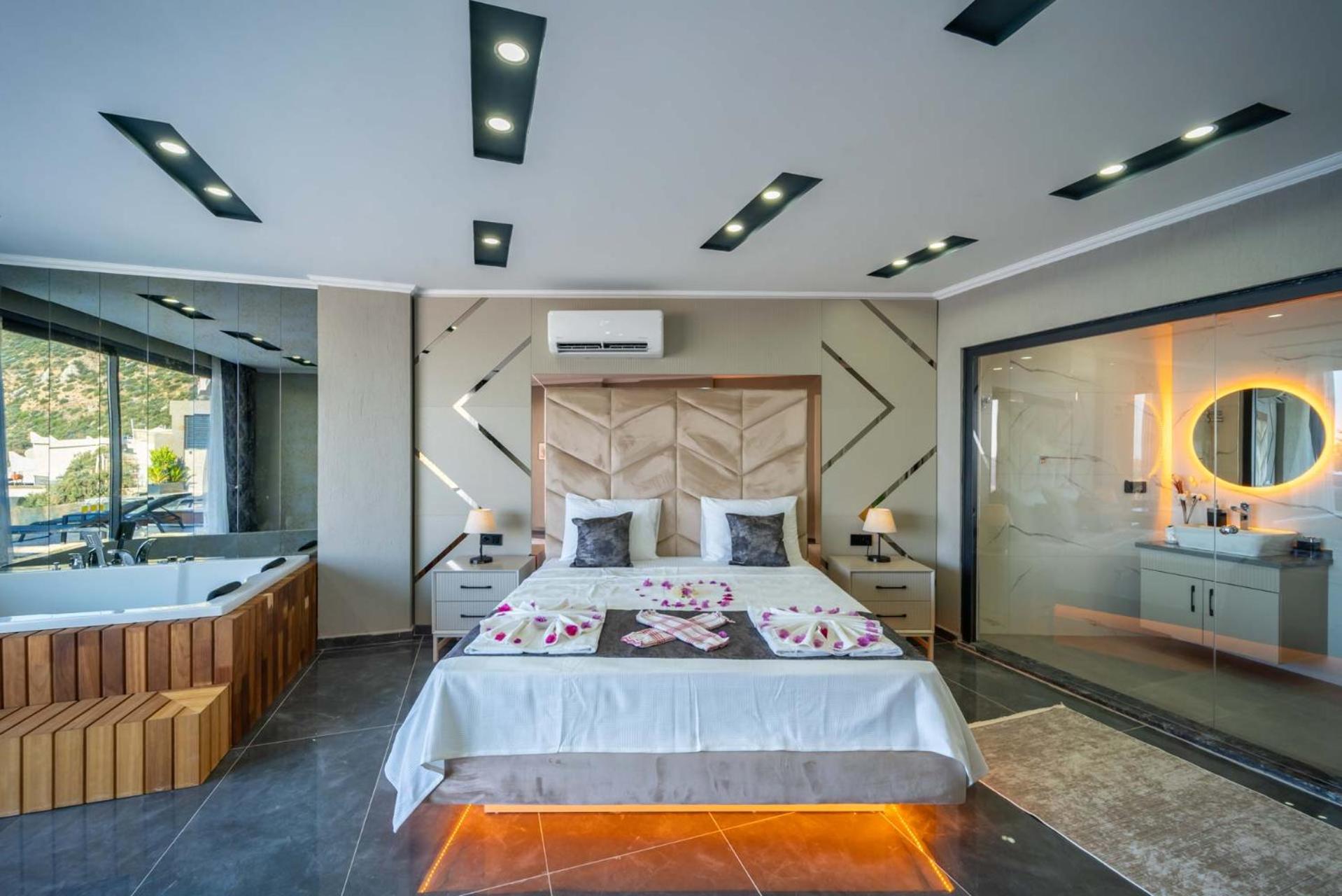 Three-Bedroom Villa photo 1