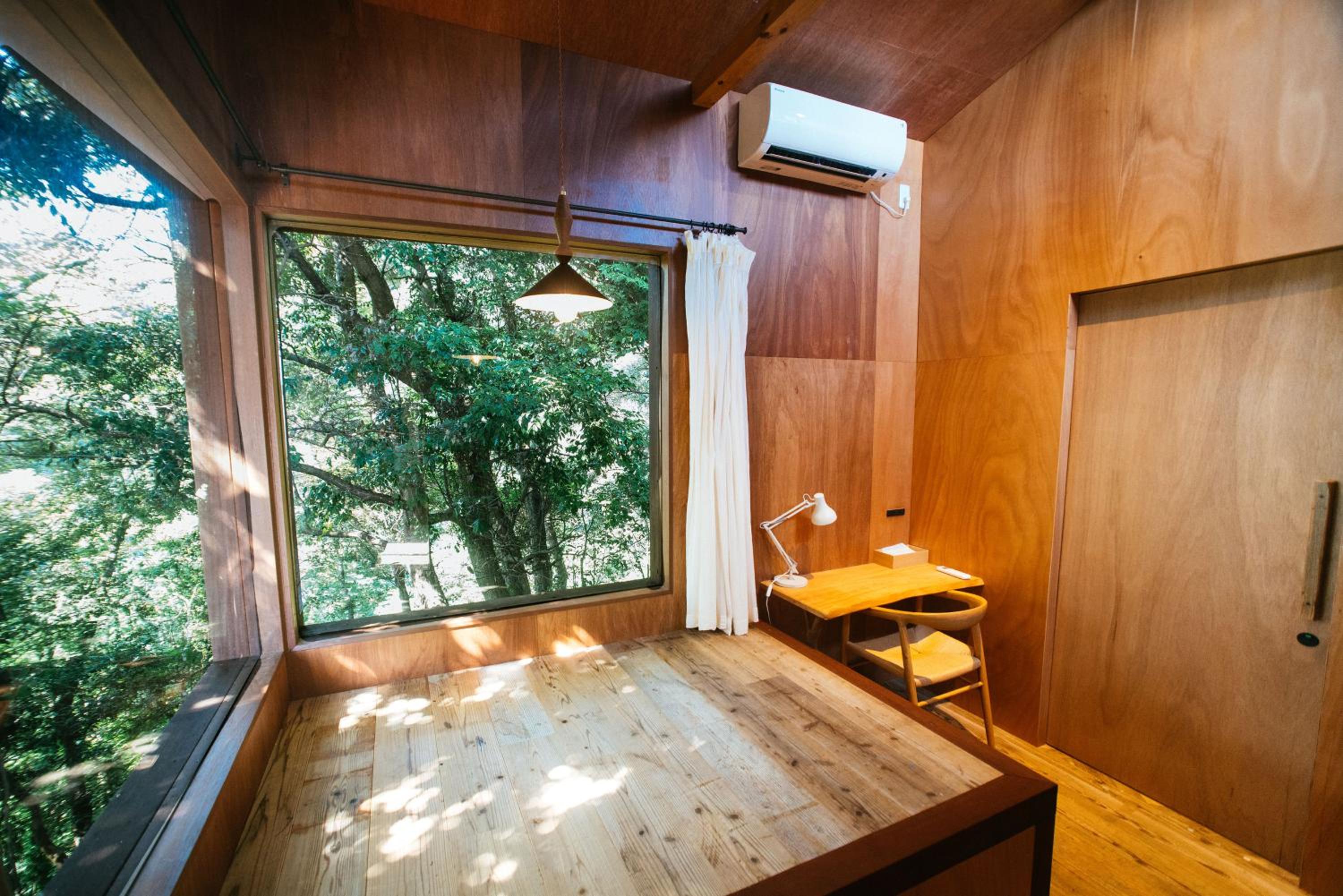 Two-Bedroom House photo 3