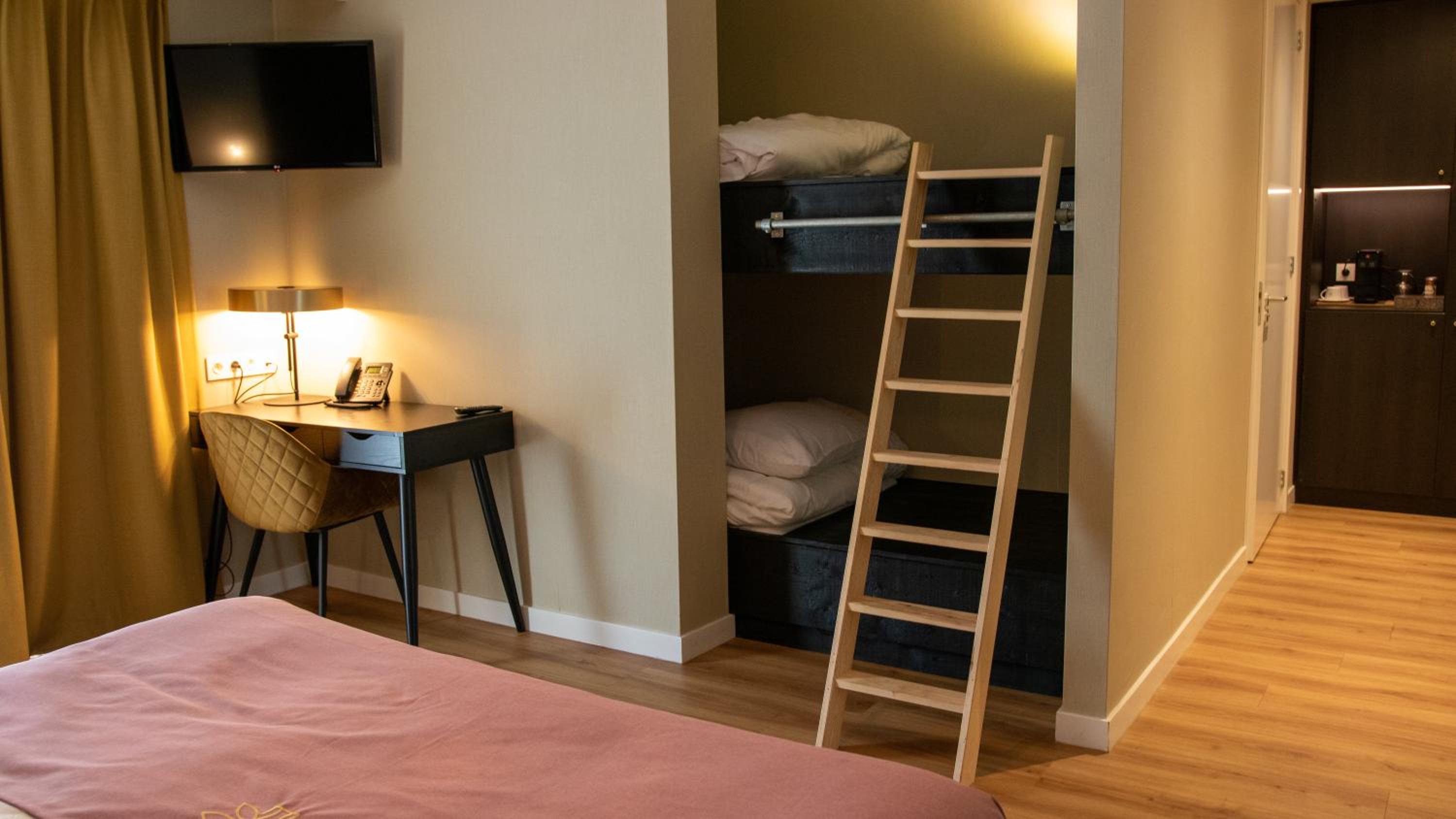 Superior King Room photo 3