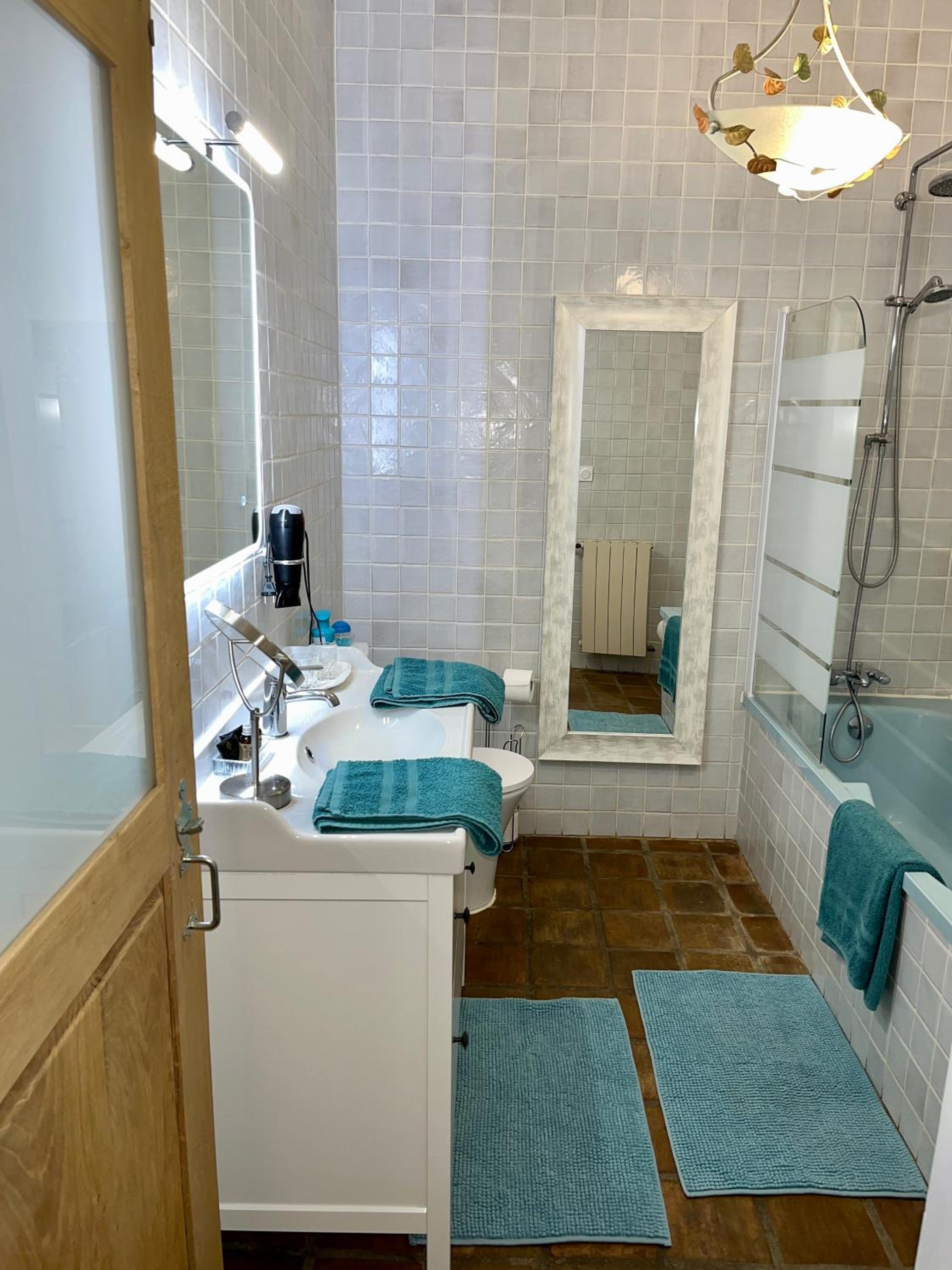 Superior Suite - Photo 3