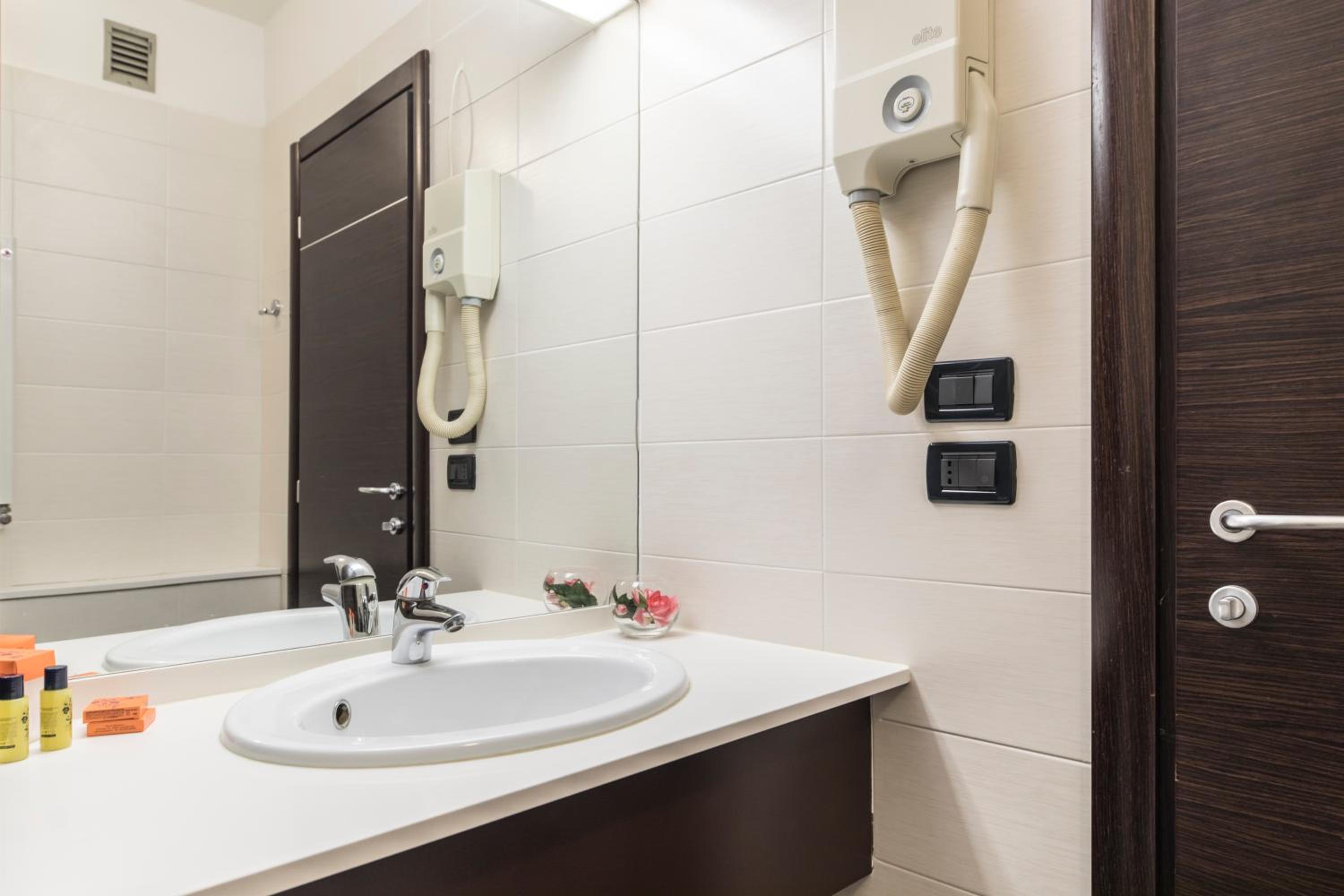 Superior Double Room - Photo 15