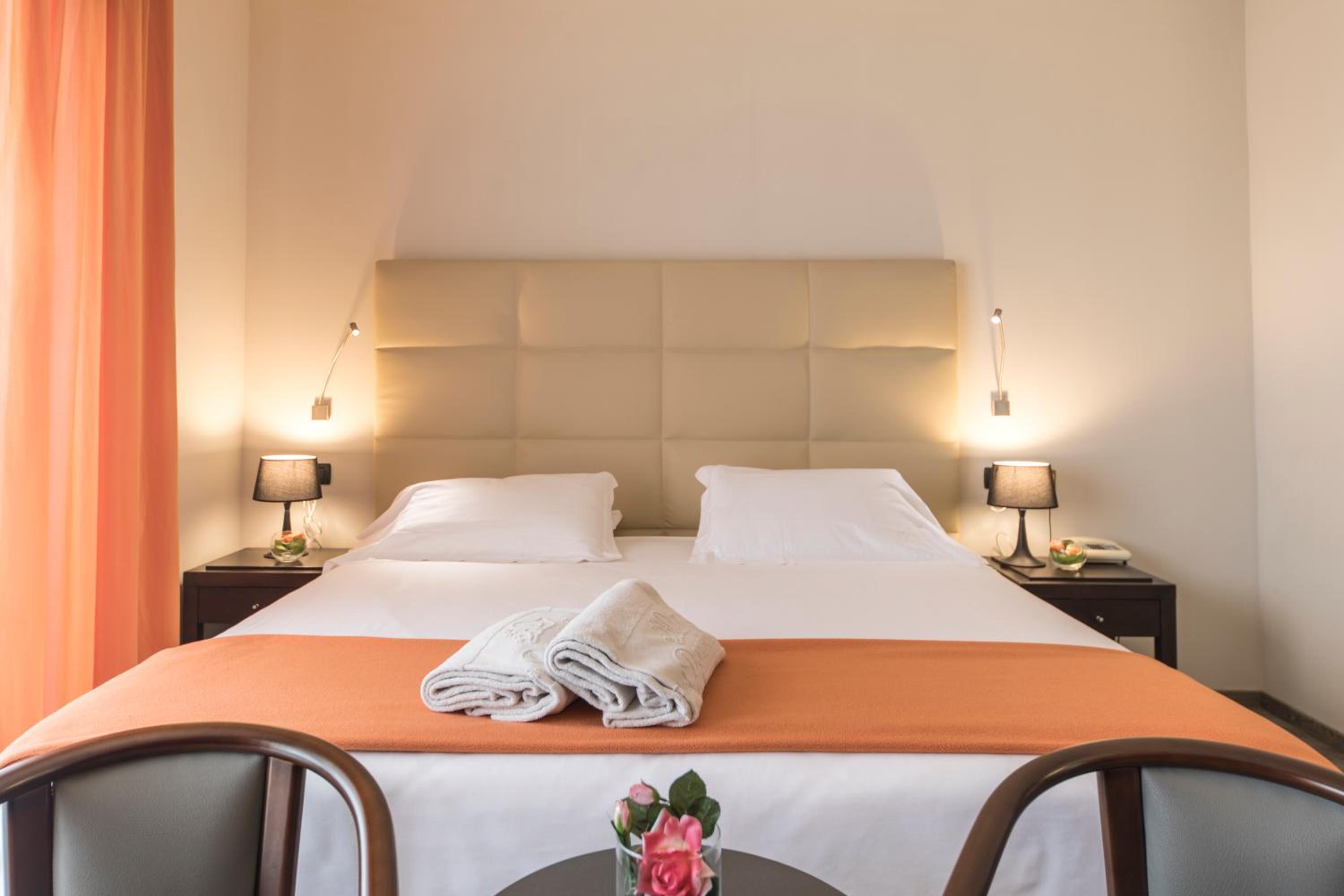 Superior Double Room - Photo 12