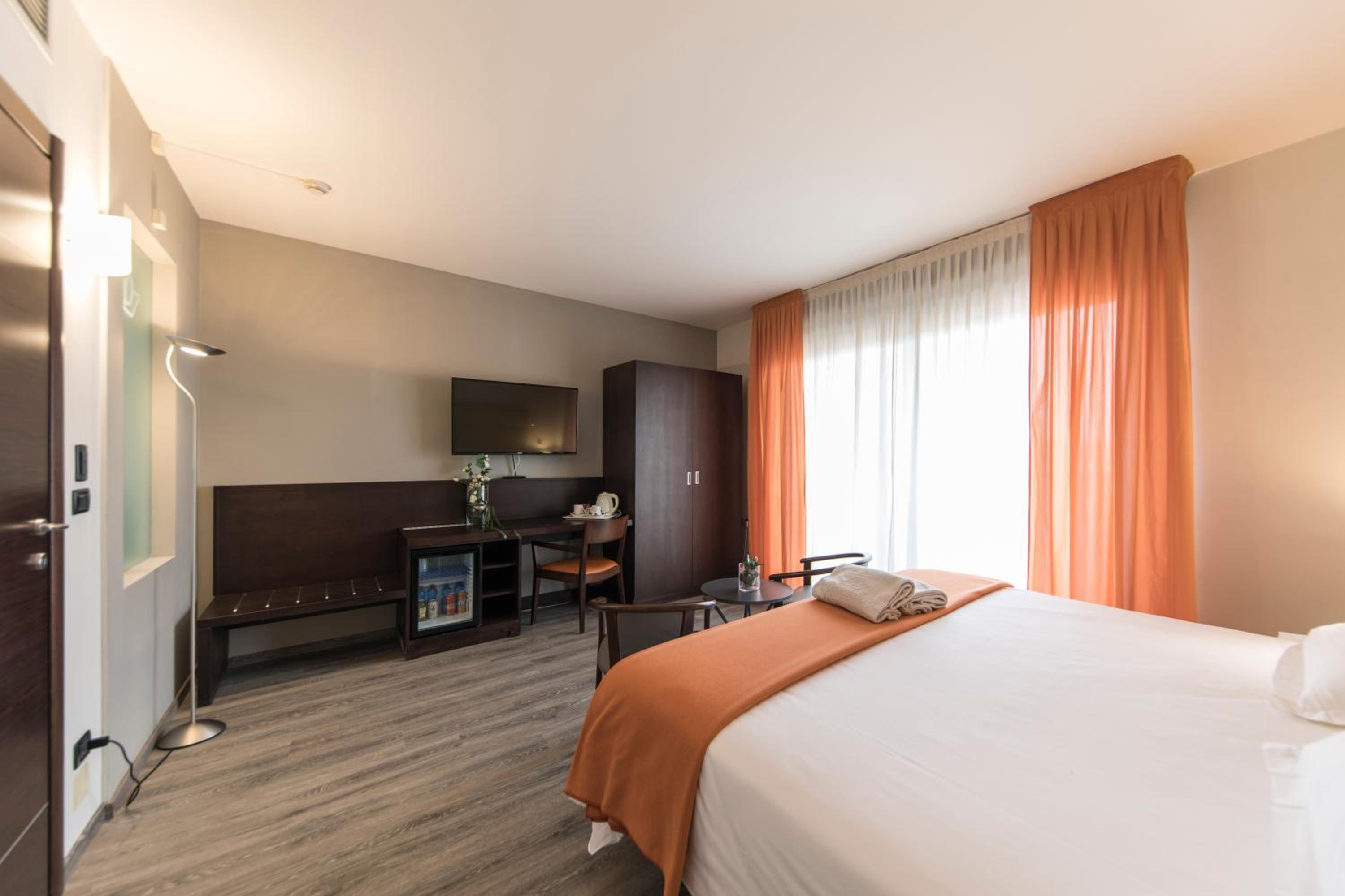 Superior Double Room - Photo 3