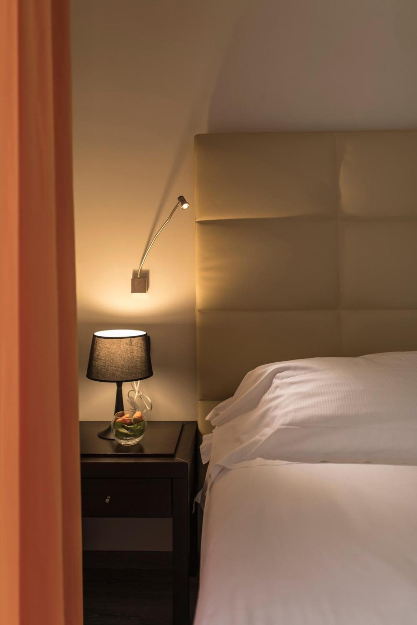 Superior Twin Room - Photo 12