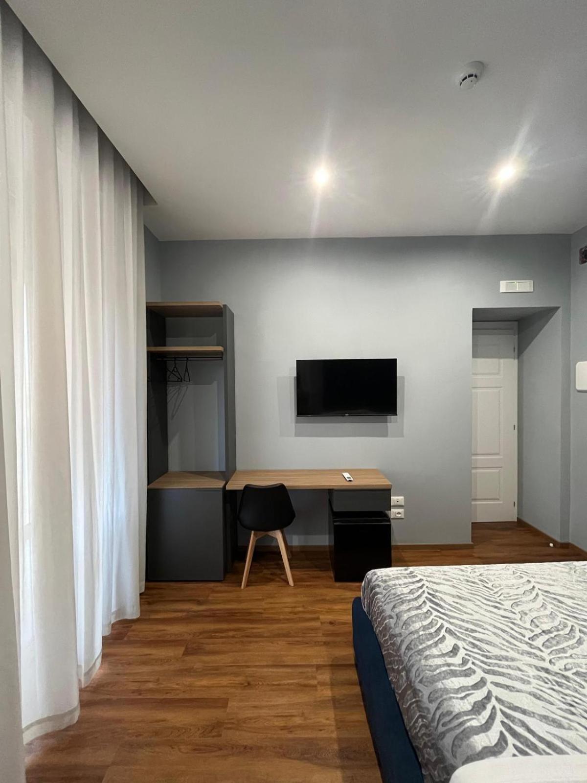 Deluxe Double or Twin Room - Photo 3