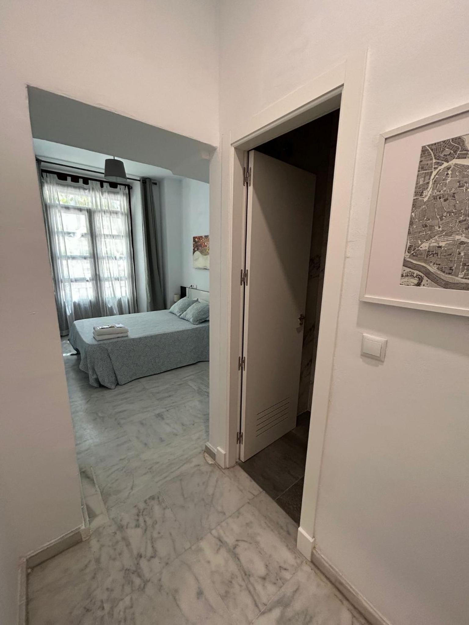 Habitación Doble con Baño Privado