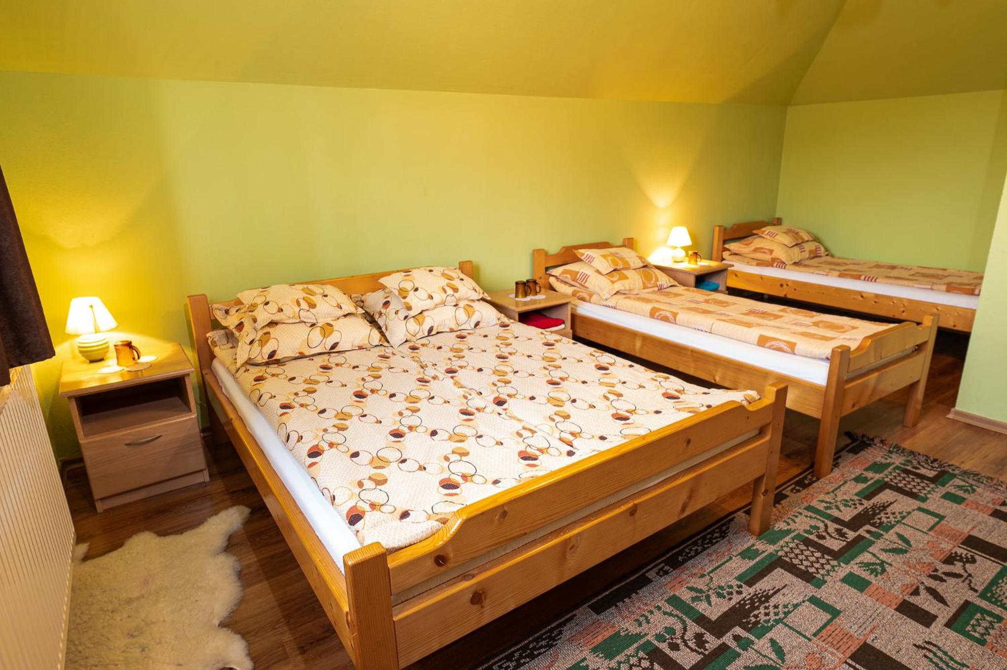 Triple Room with Private Bathroom photo 1