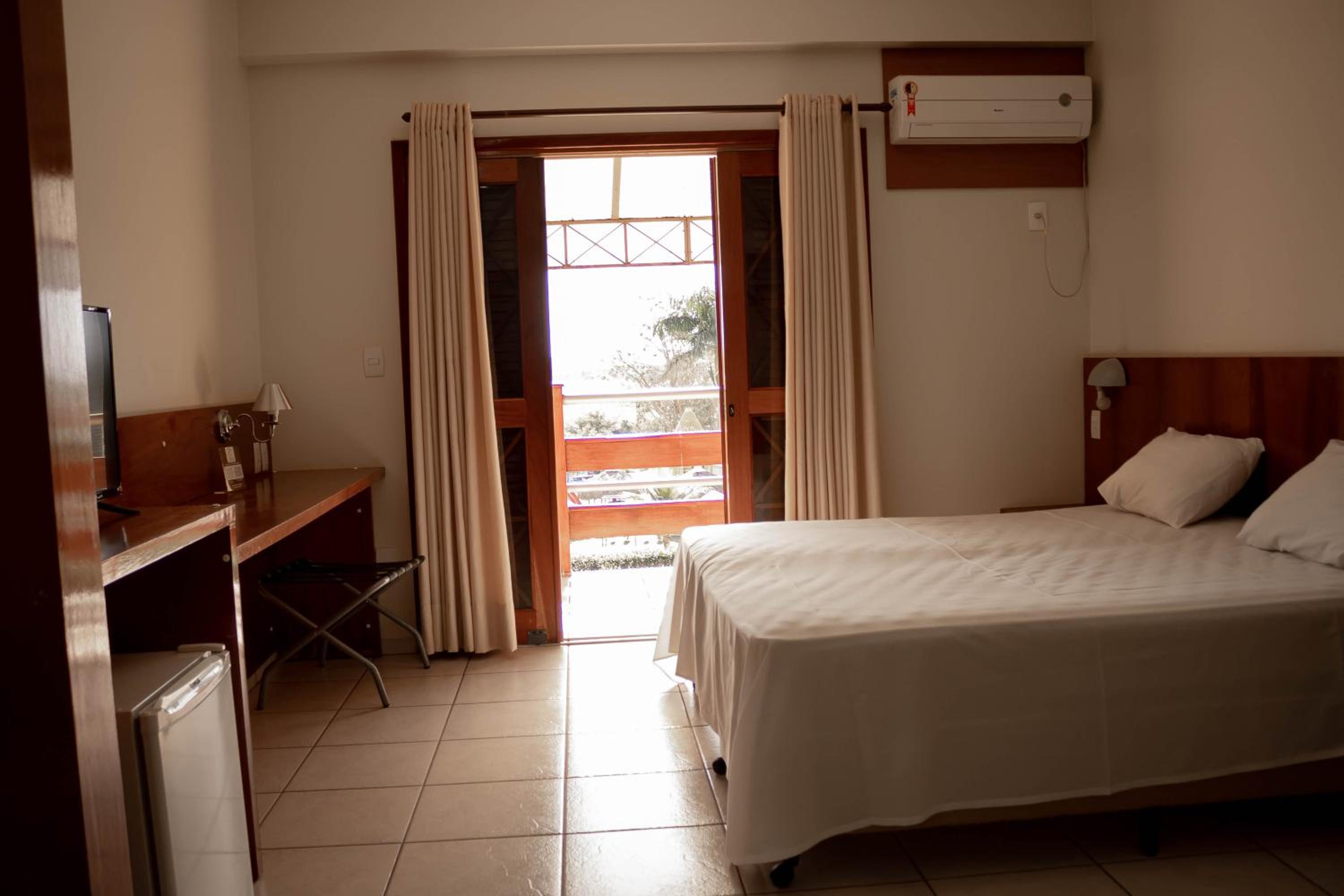 Deluxe Double or Twin Room with Pool View