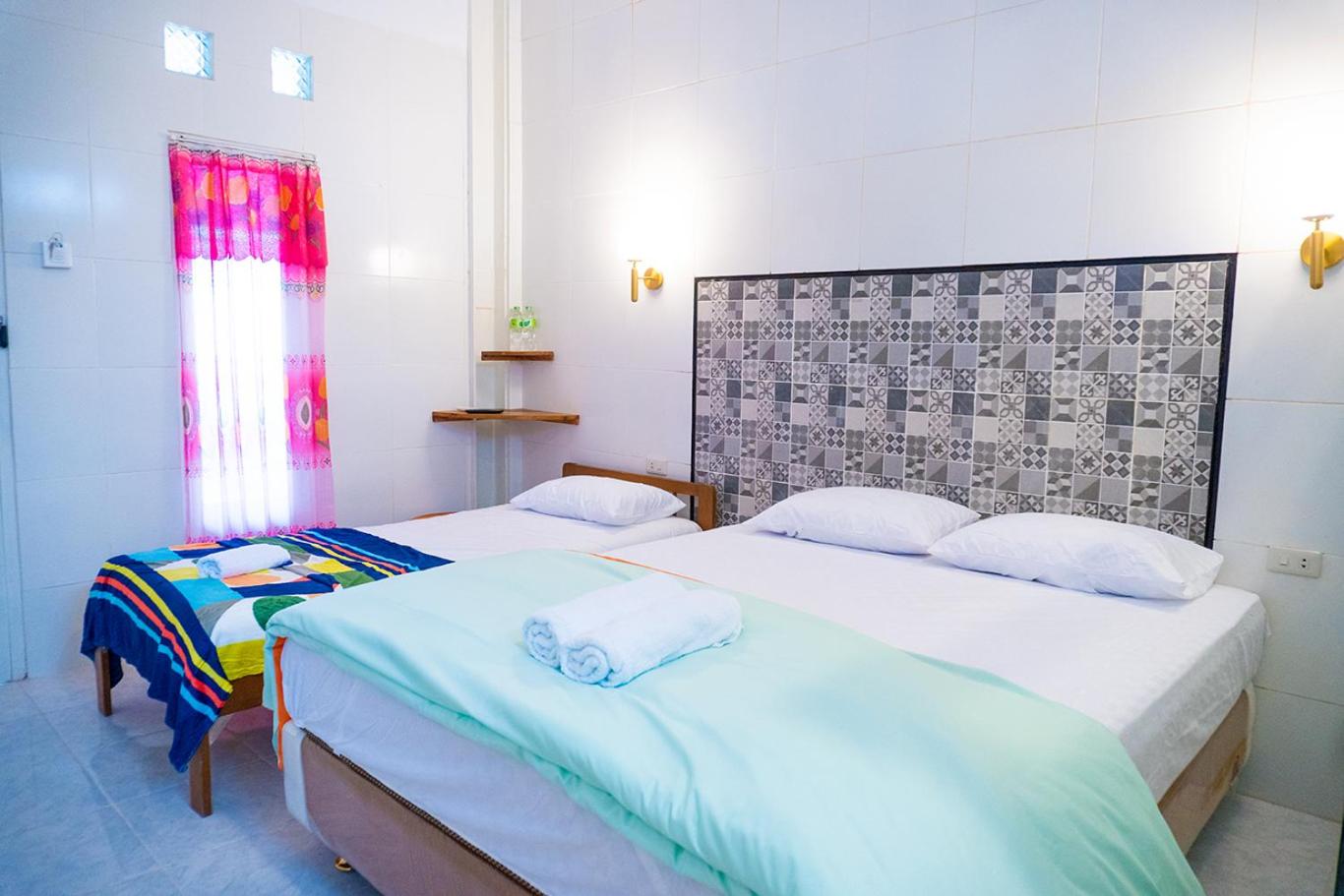 Large Double or Twin Room photo 2
