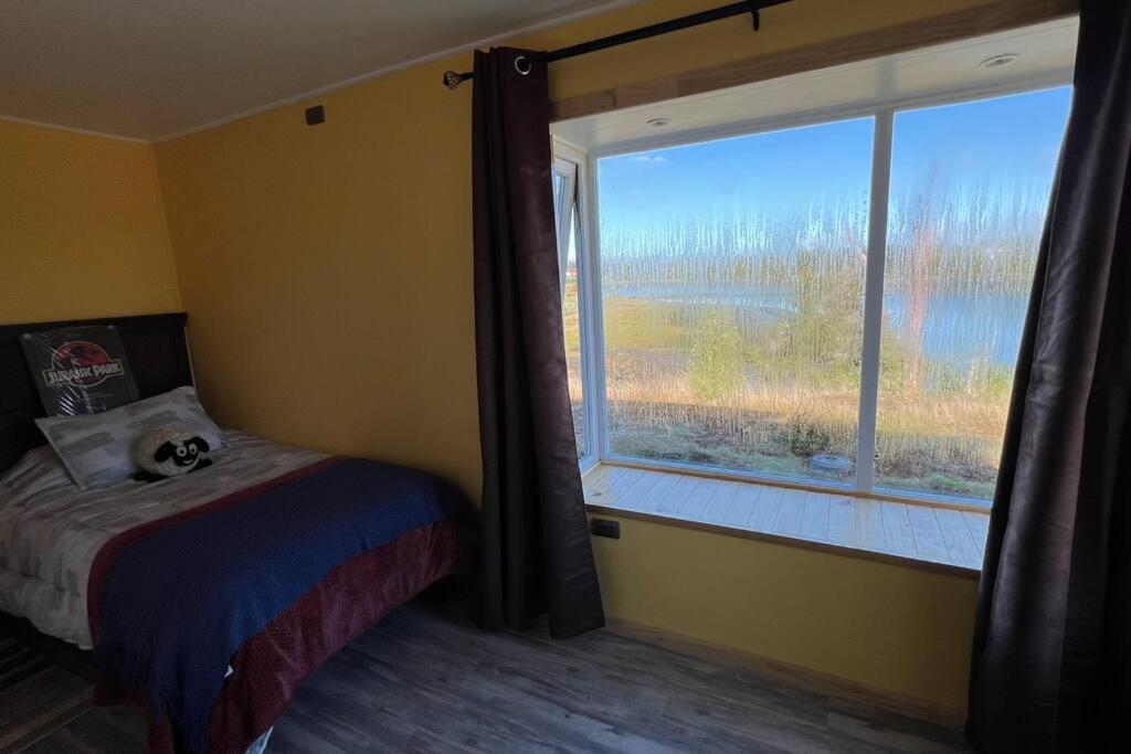 Three-Bedroom House photo 2