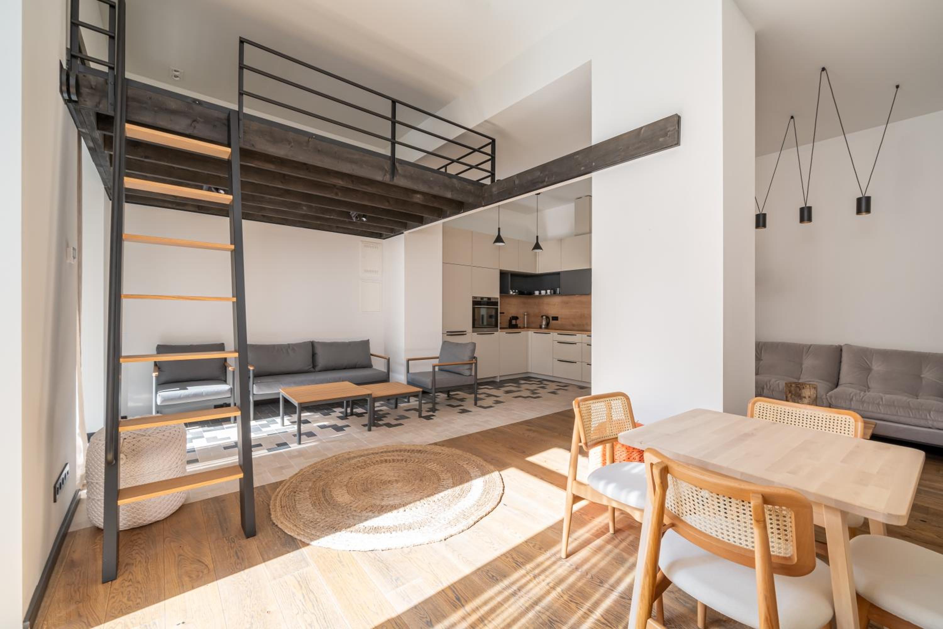 Loft photo 3
