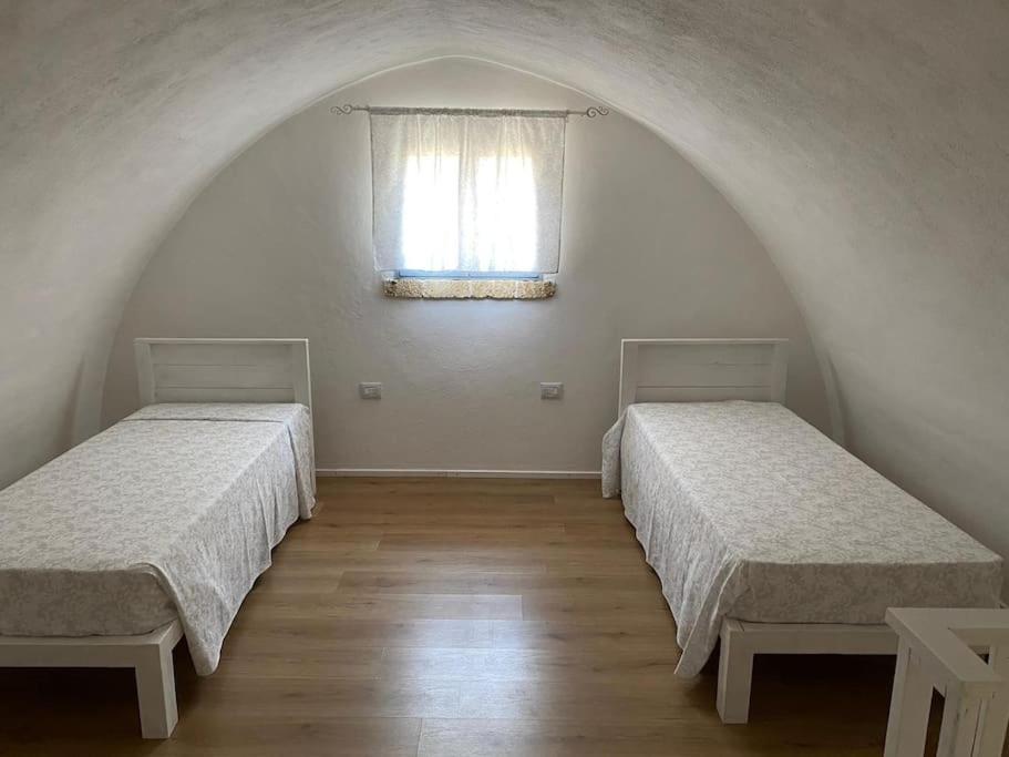 Two-Bedroom House photo 2