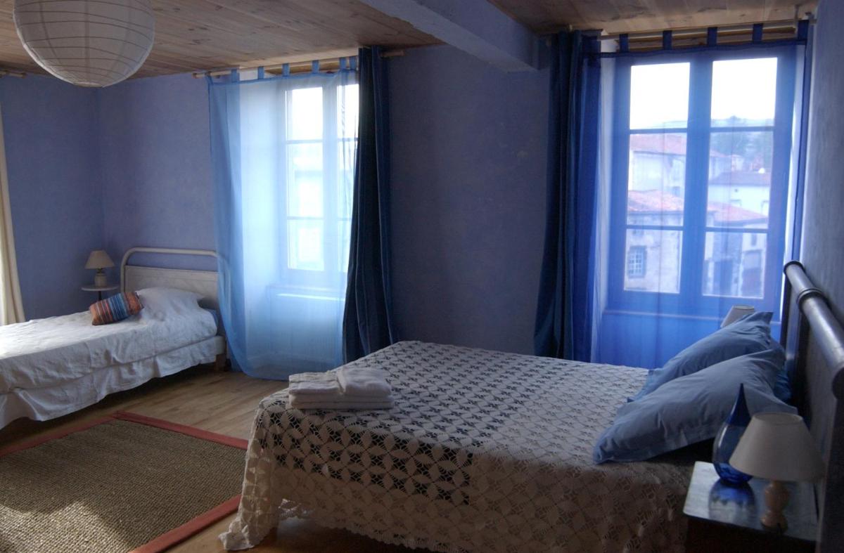 Family Room - Photo 1