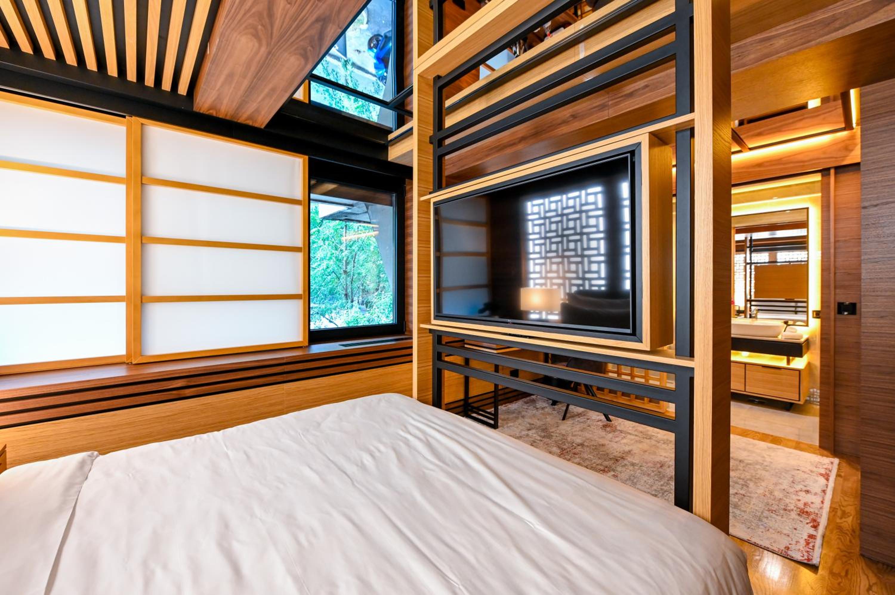 Executive Double Room with Free Spa Access - Photo 4