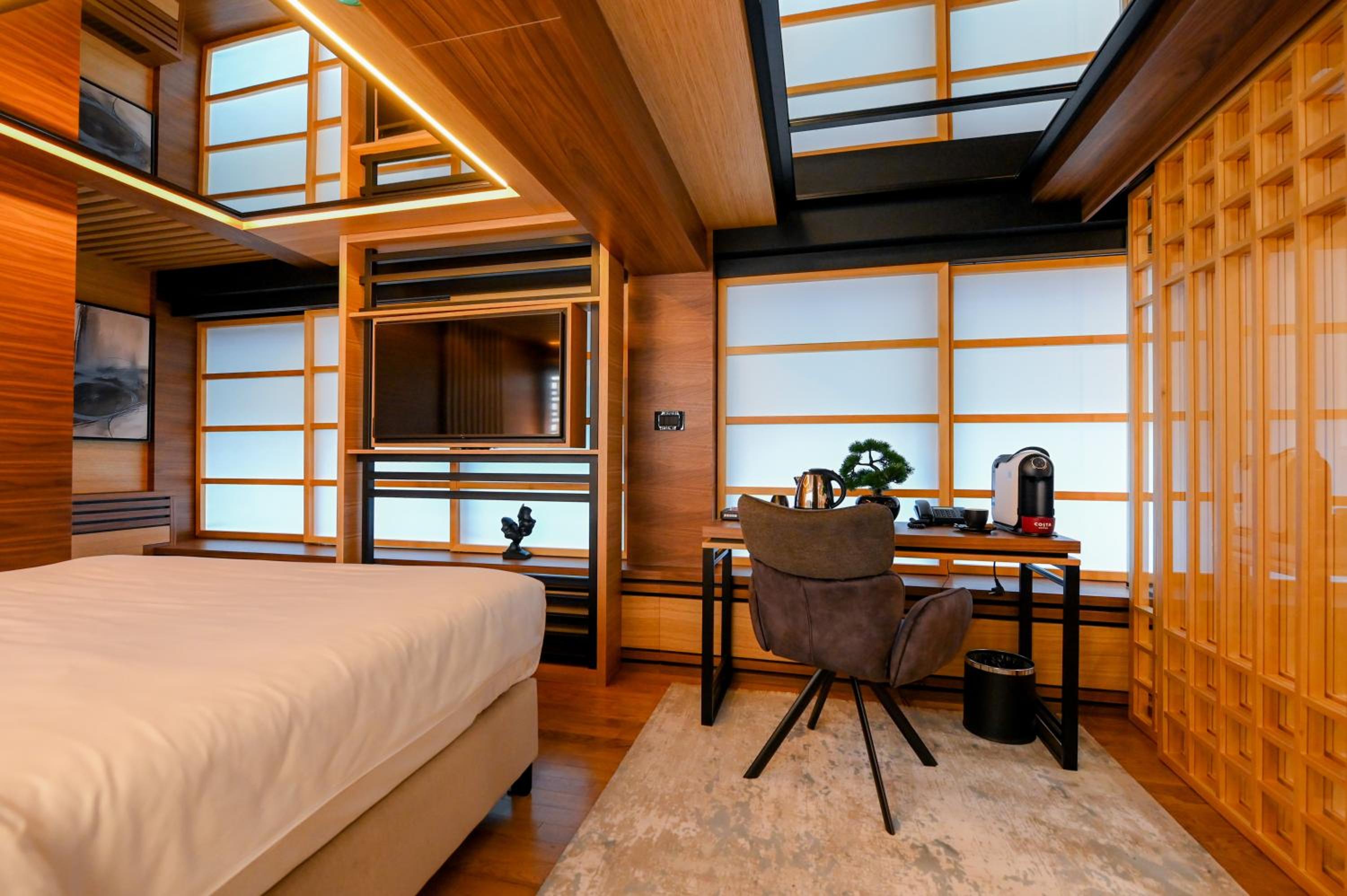 Deluxe Double Room - Photo 4