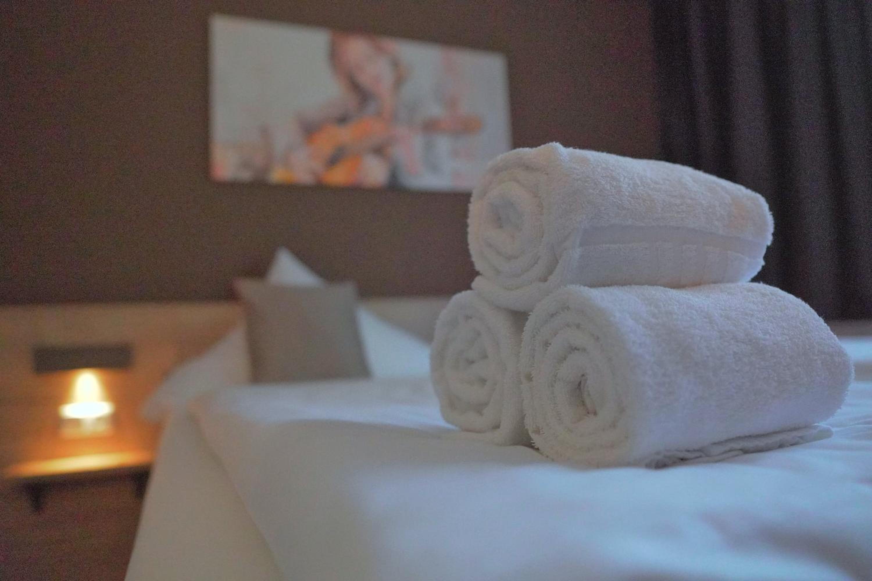 Double Room - Photo 2