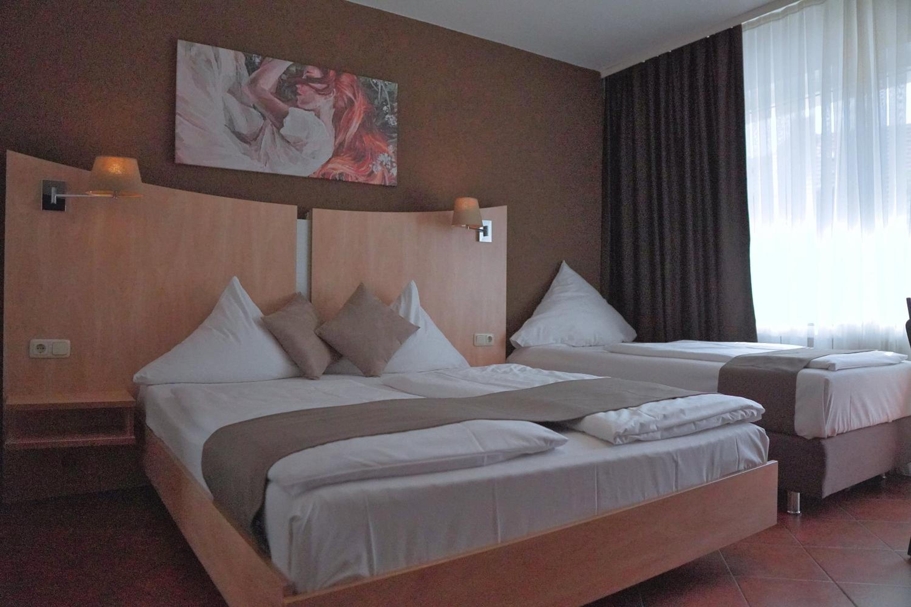 Triple Room - Photo 1