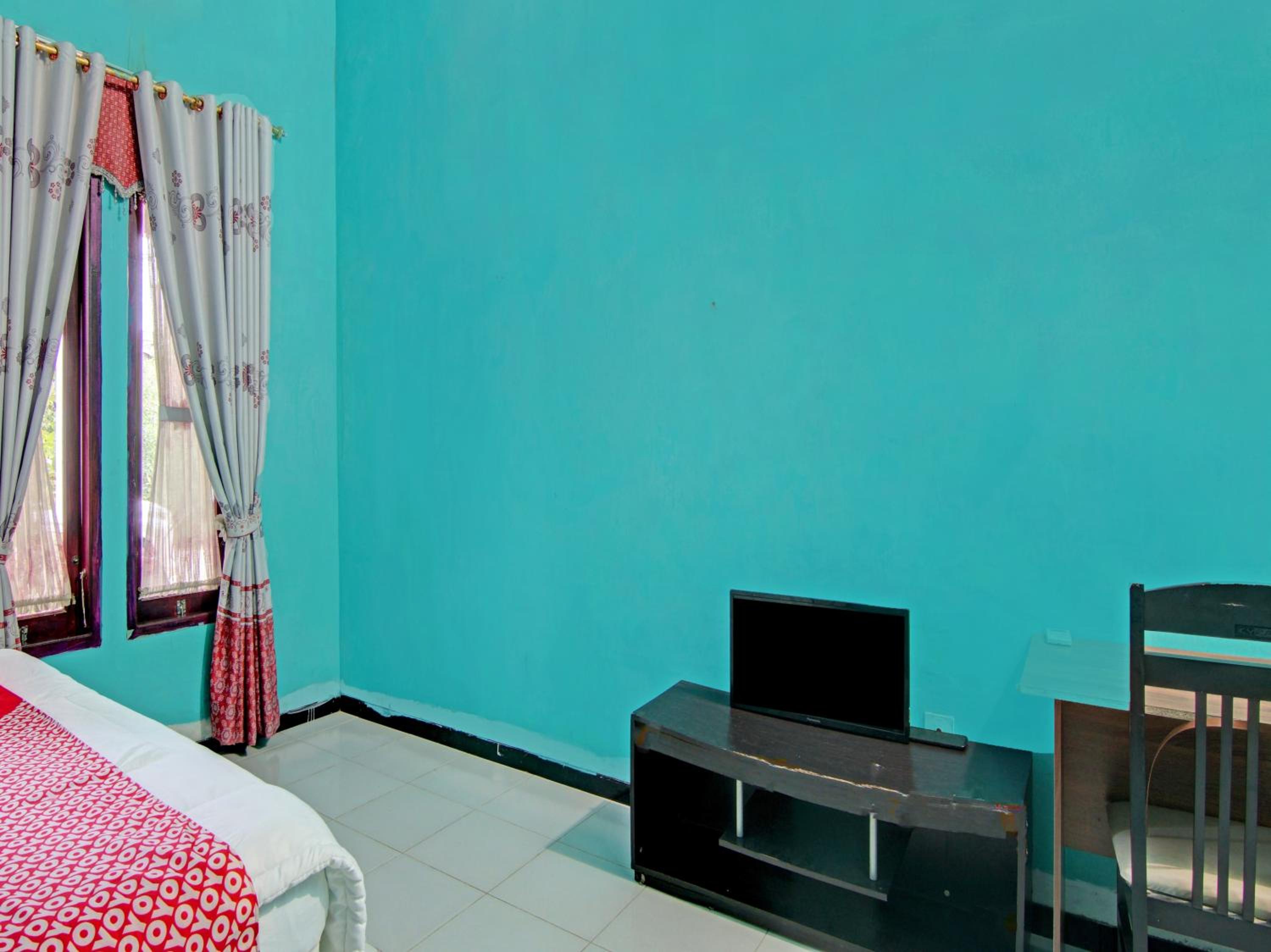Standard Double Room - Photo 7