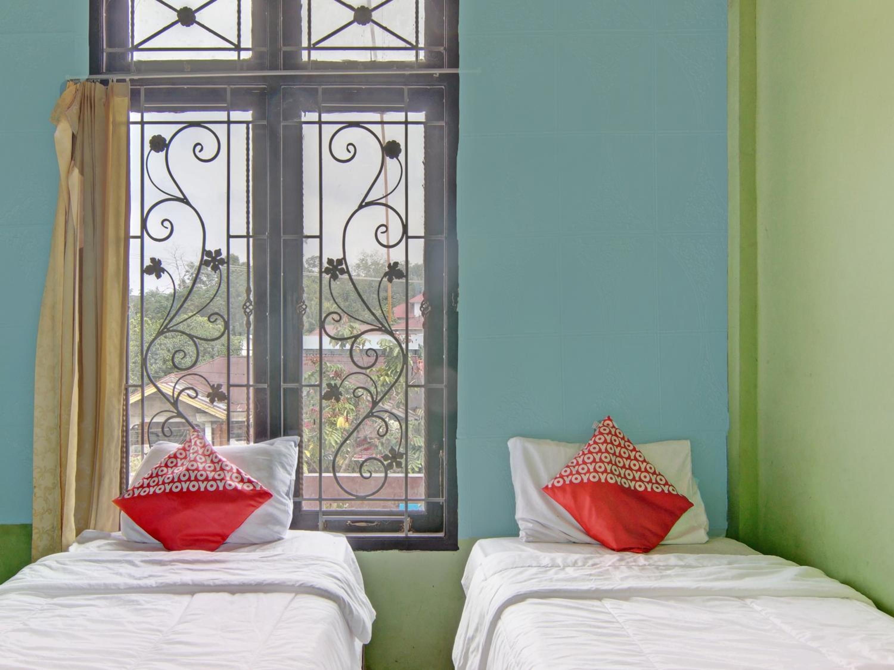 Standard Twin Room - Photo 6