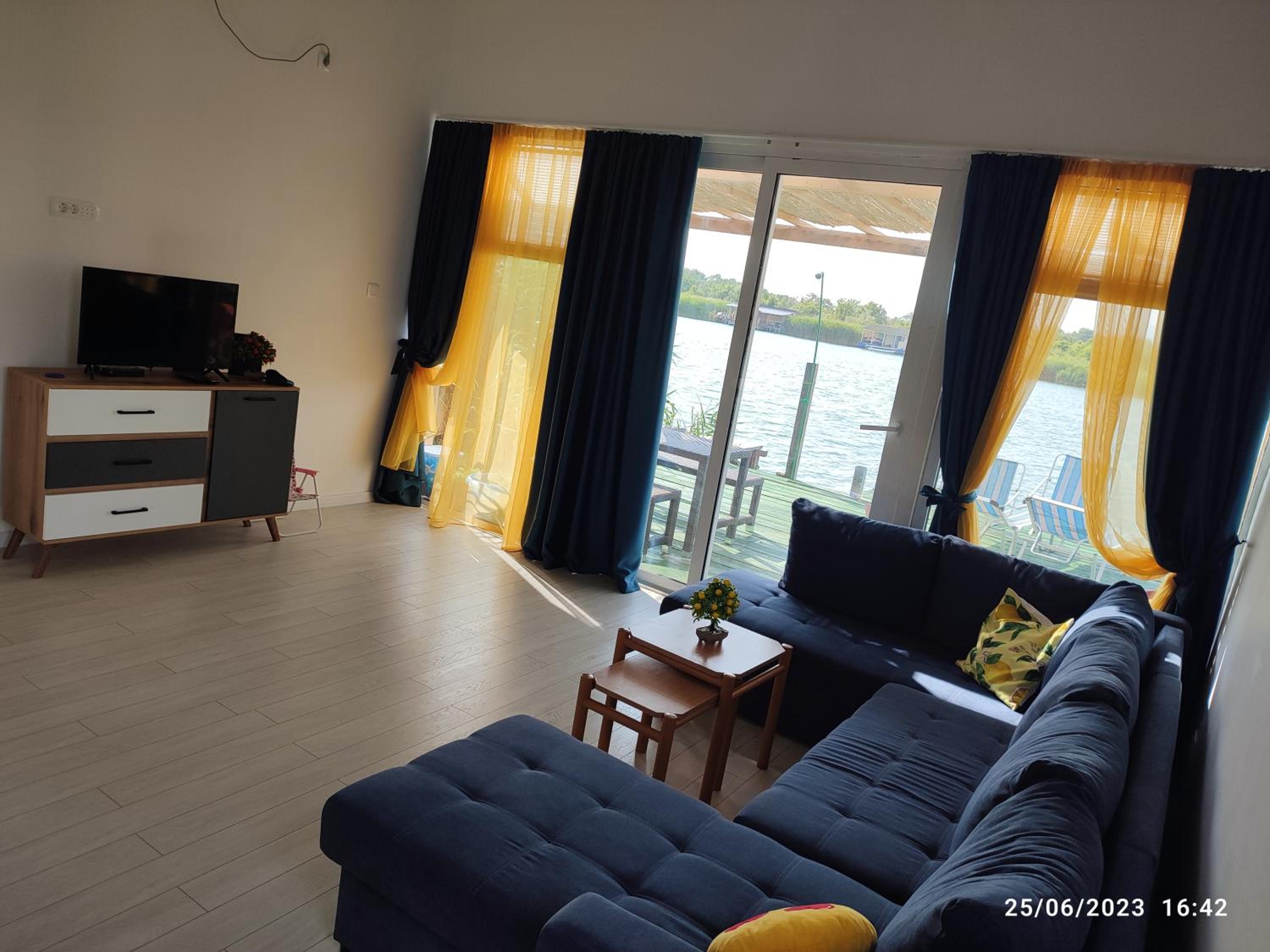 One-Bedroom House
