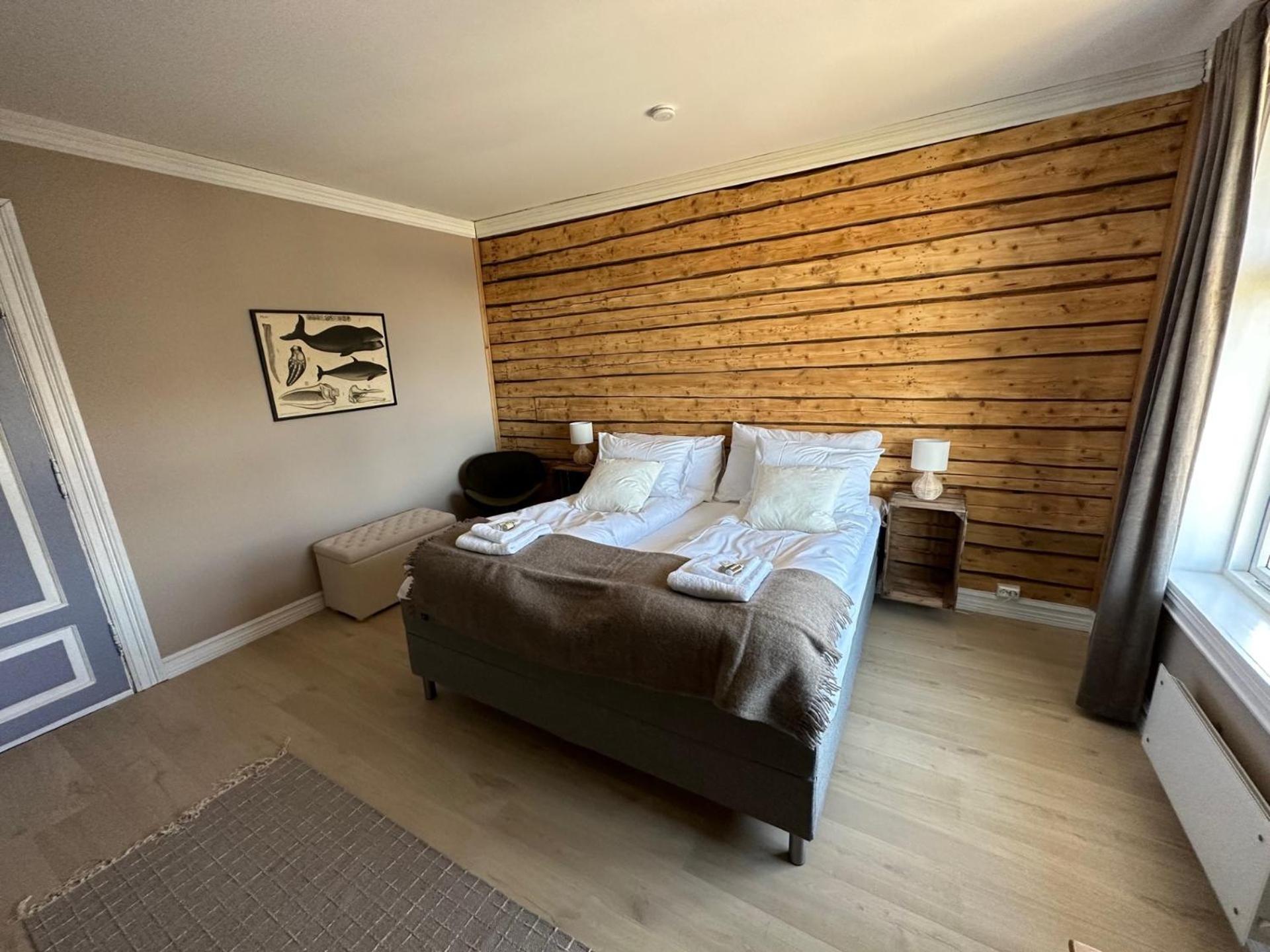 Double Room with Shared Bathroom photo 3
