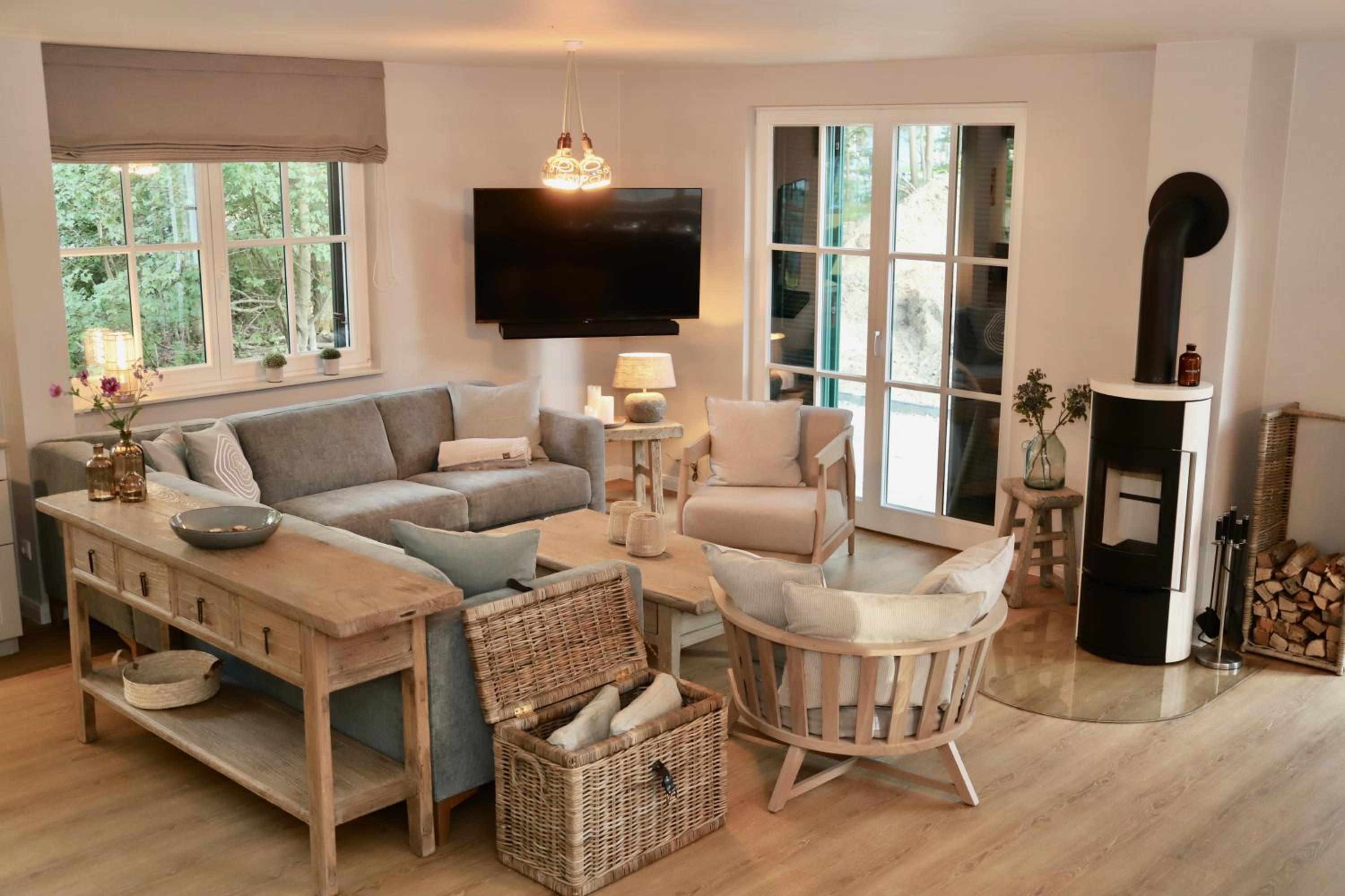 Four-Bedroom House photo 1