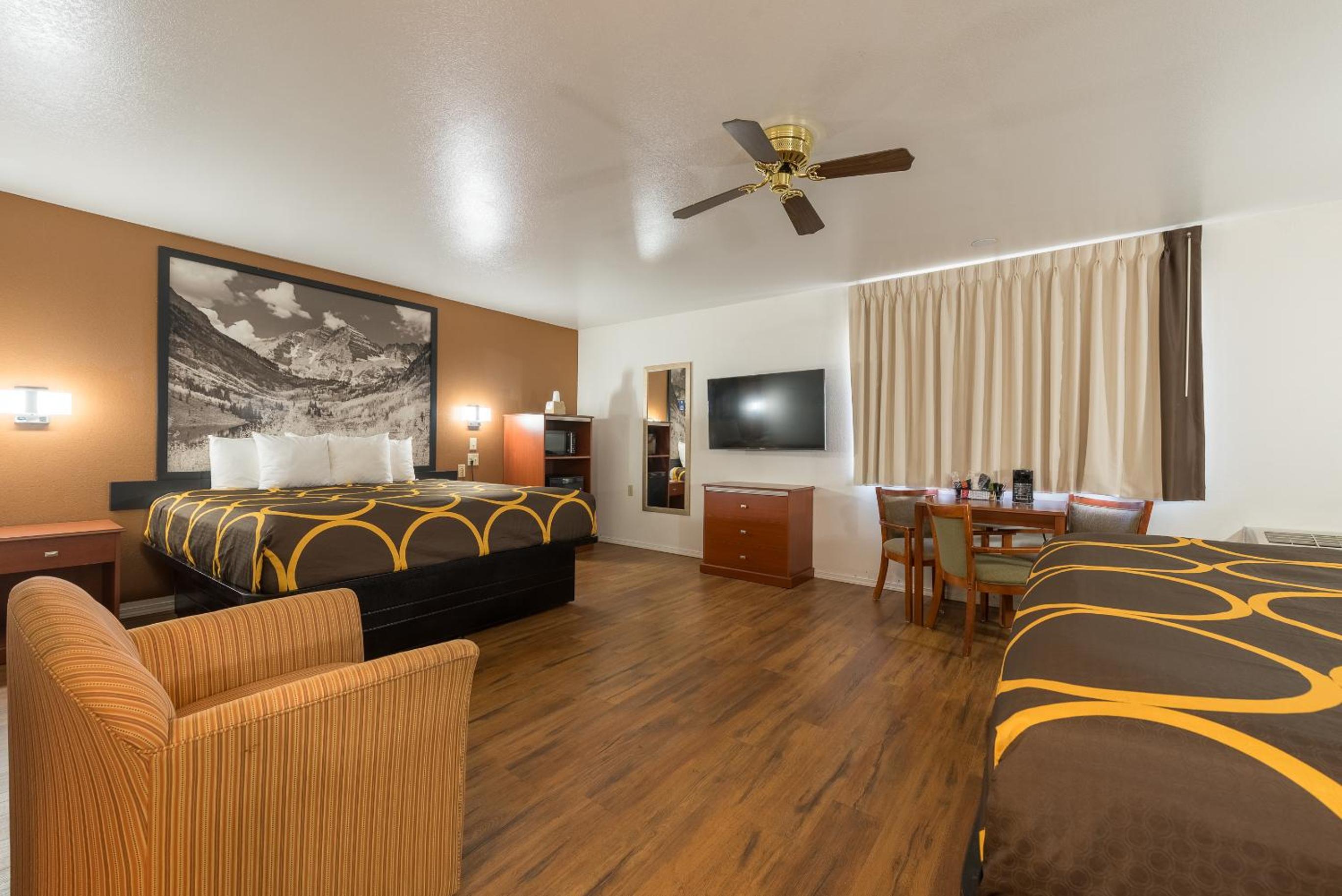Suite with Two King Beds - Non-Smoking - Photo 1