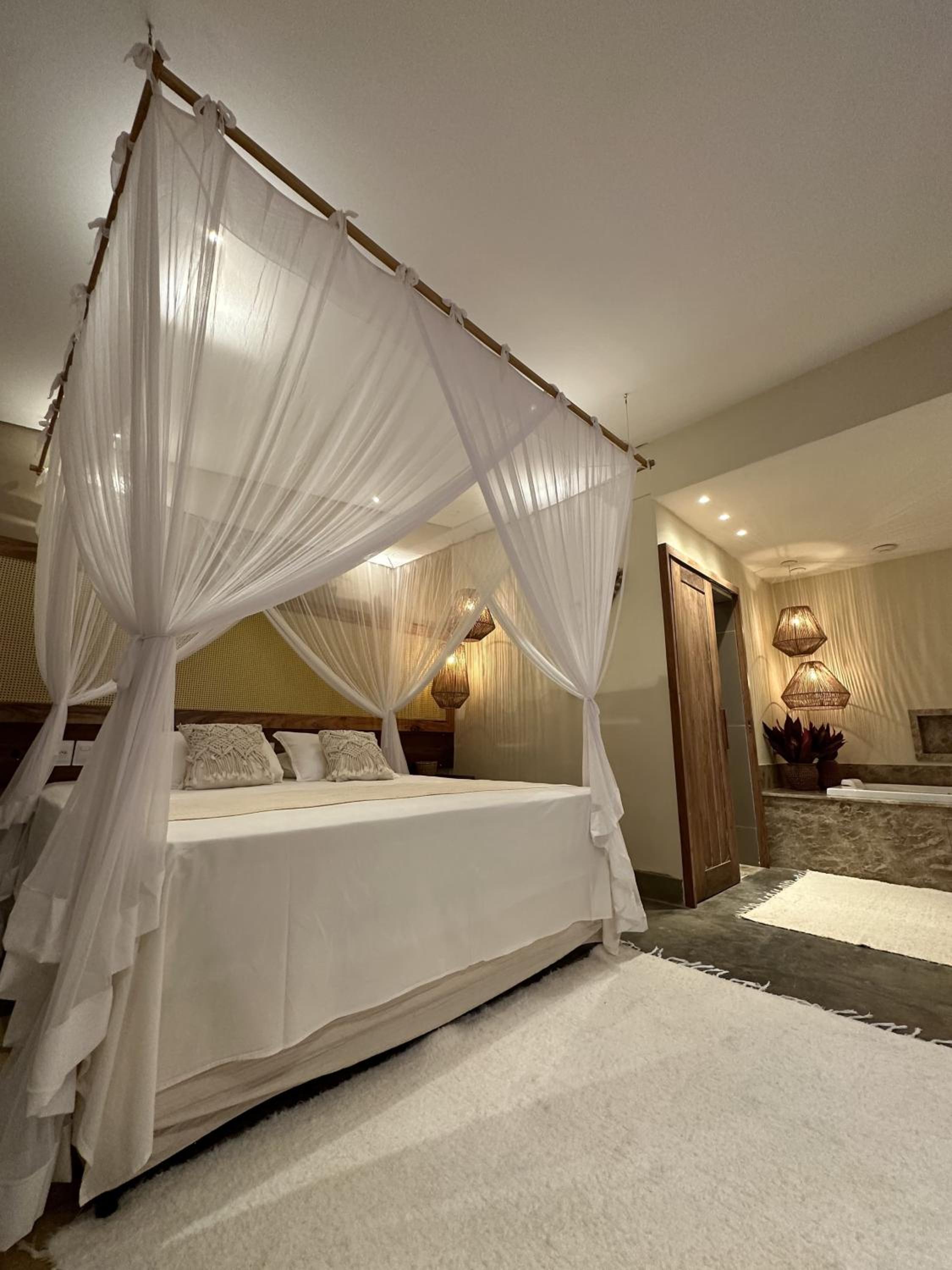 Suite with Spa Bath