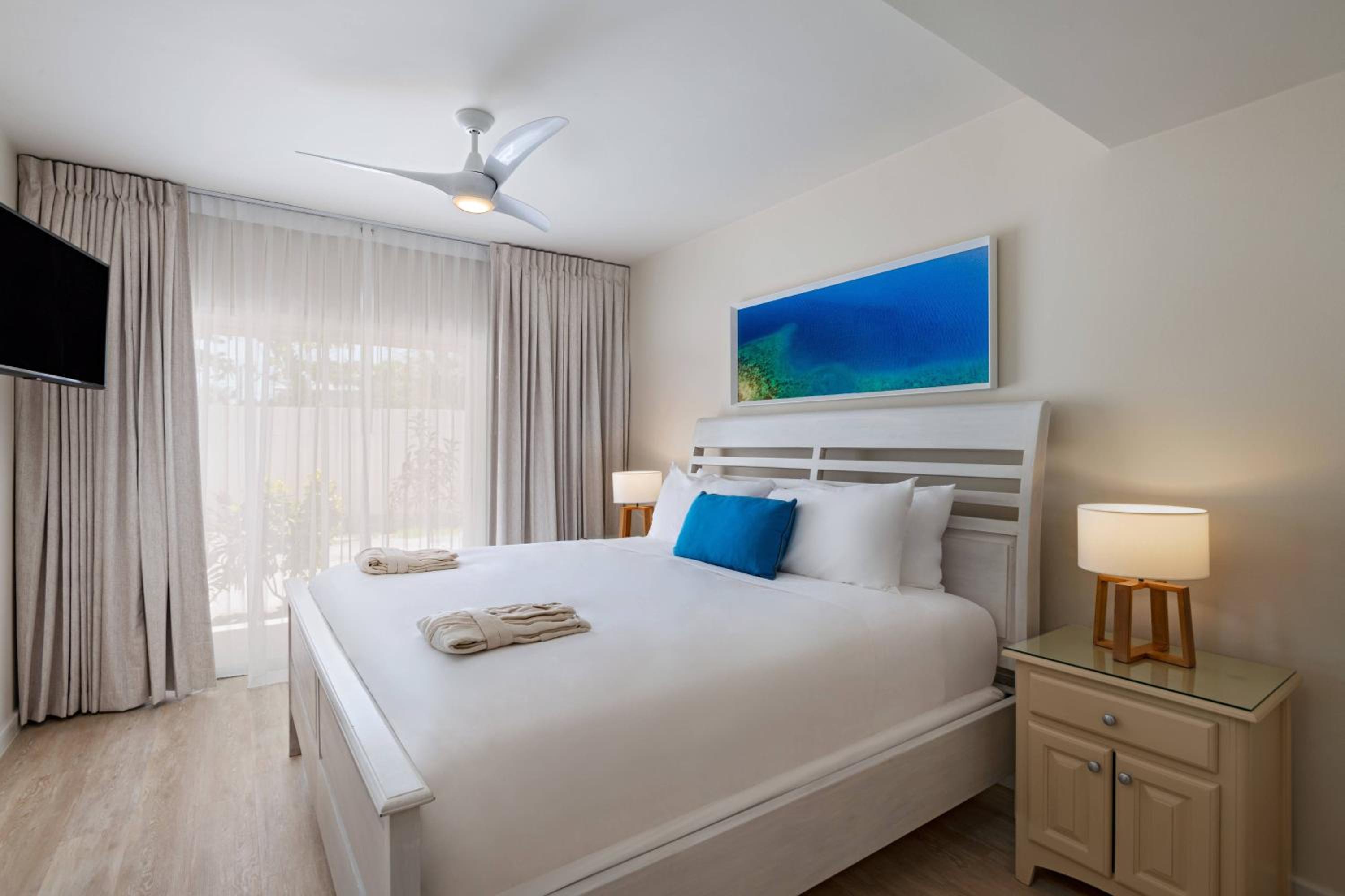 Garden View Reef House, 2 Bedroom Suite, 1 King, 1 Queen, Balcony - Photo 6