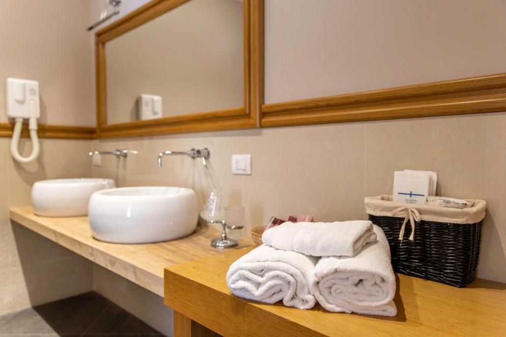 Suite - Photo 12