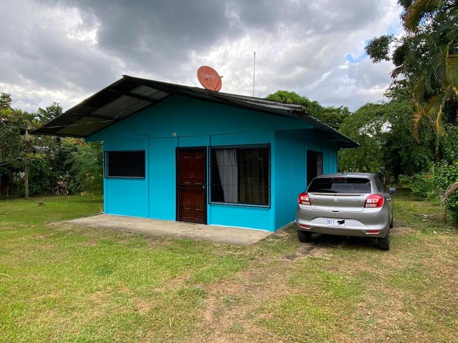 One-Bedroom House photo 2