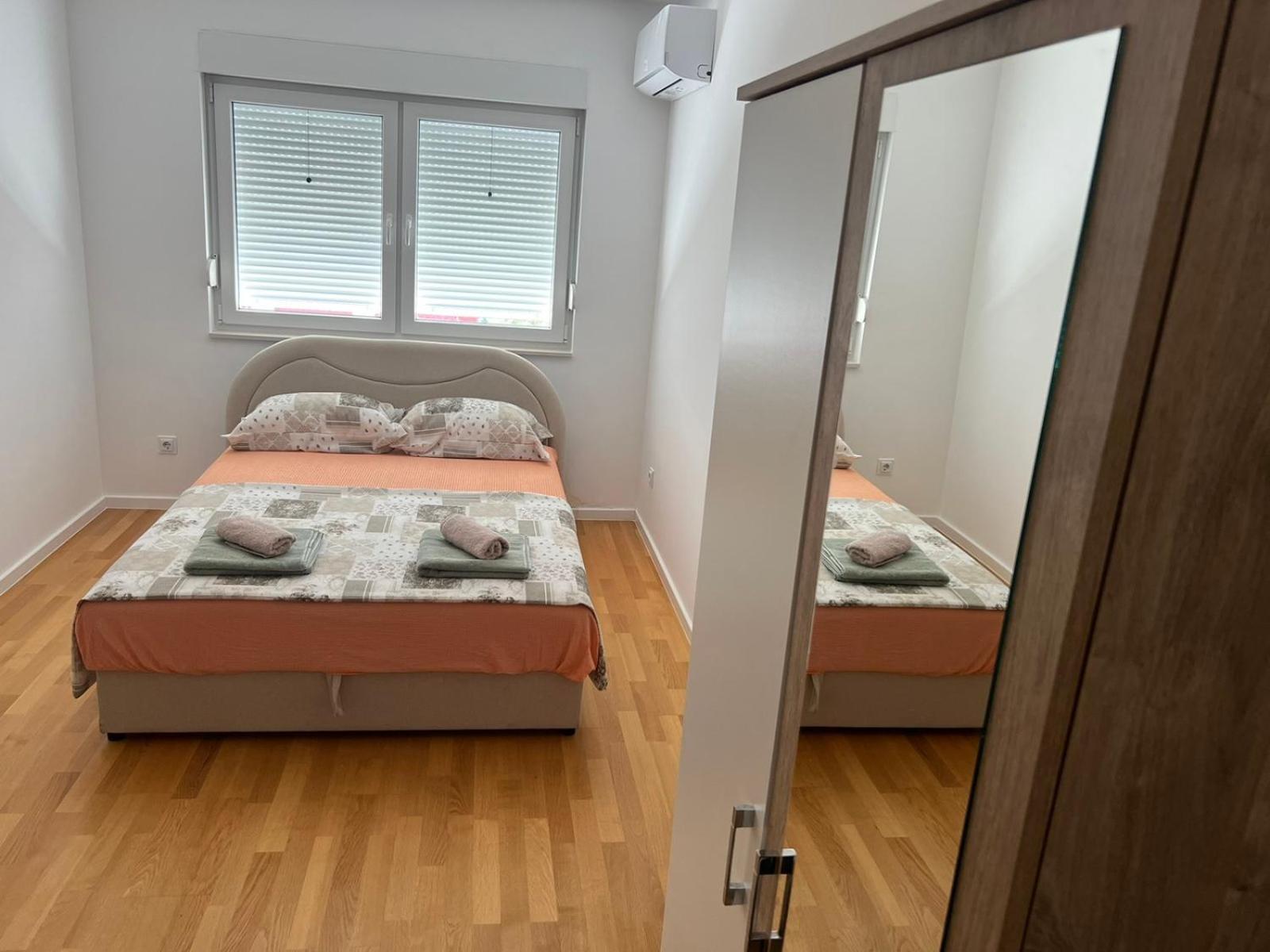 Two-Bedroom Apartment photo 2