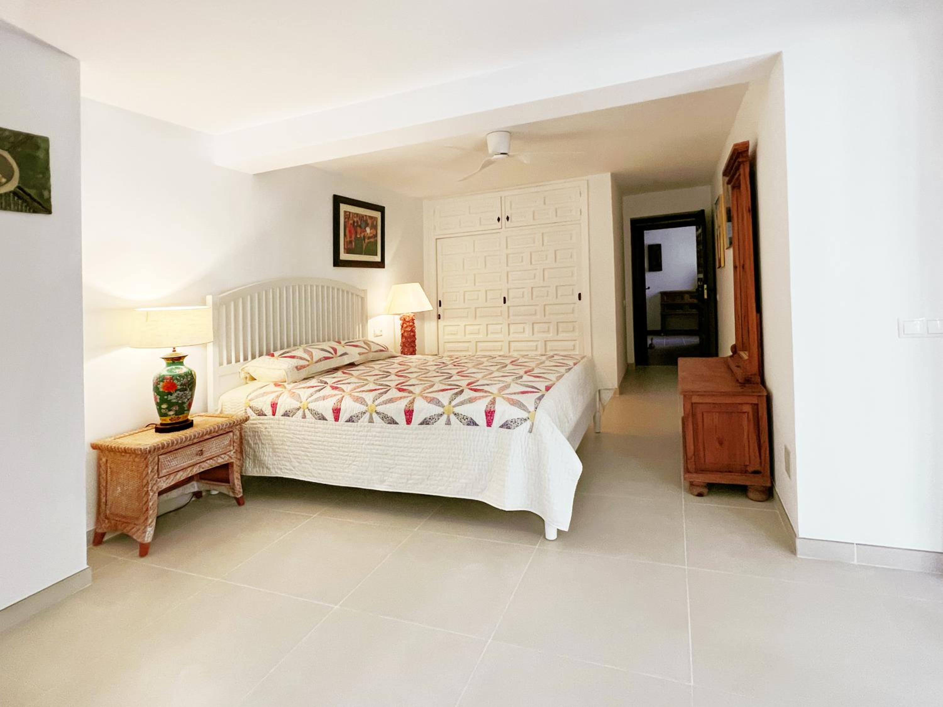 Casa de cuatro habitaciones