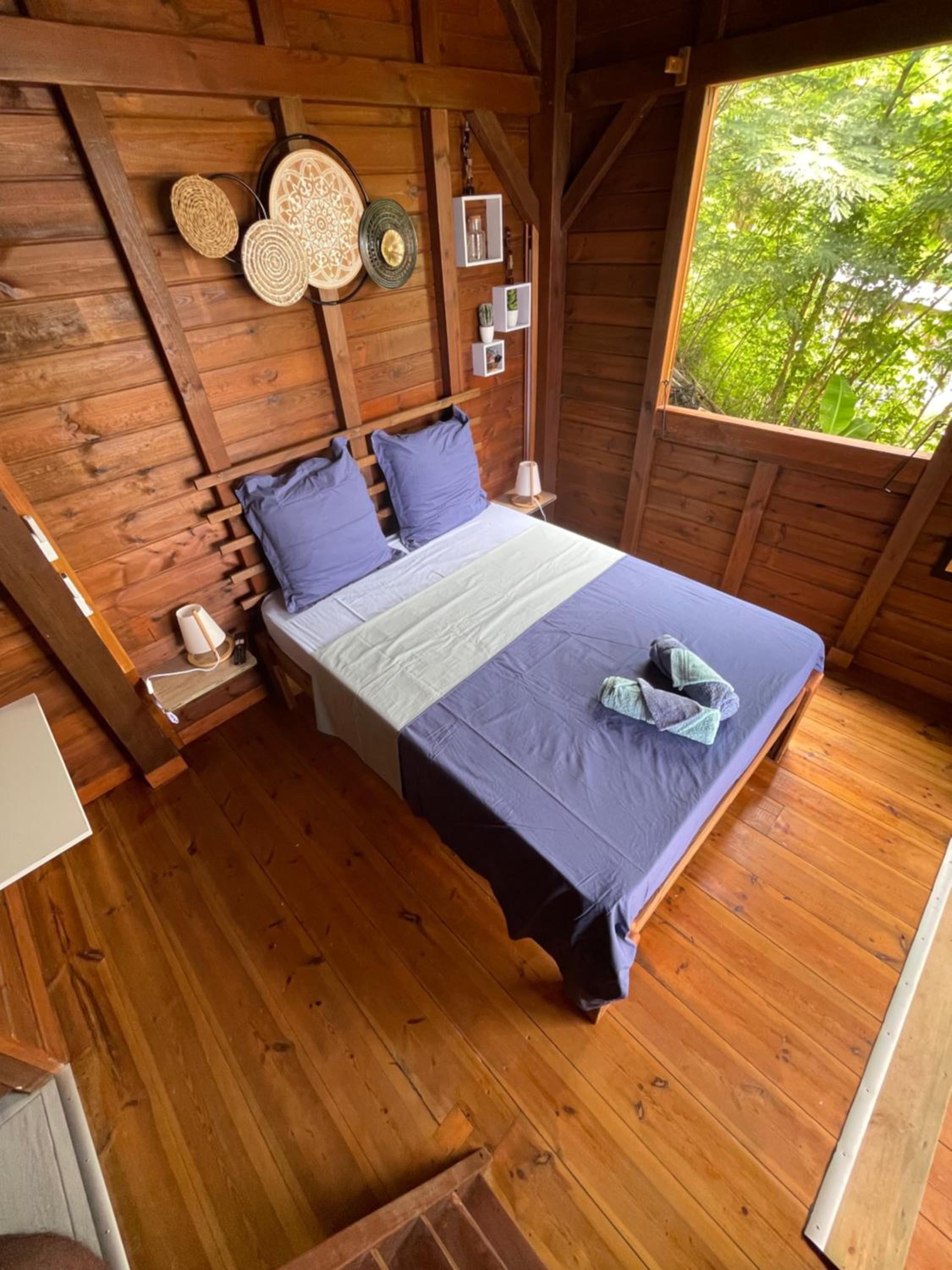 One-Bedroom House photo 1