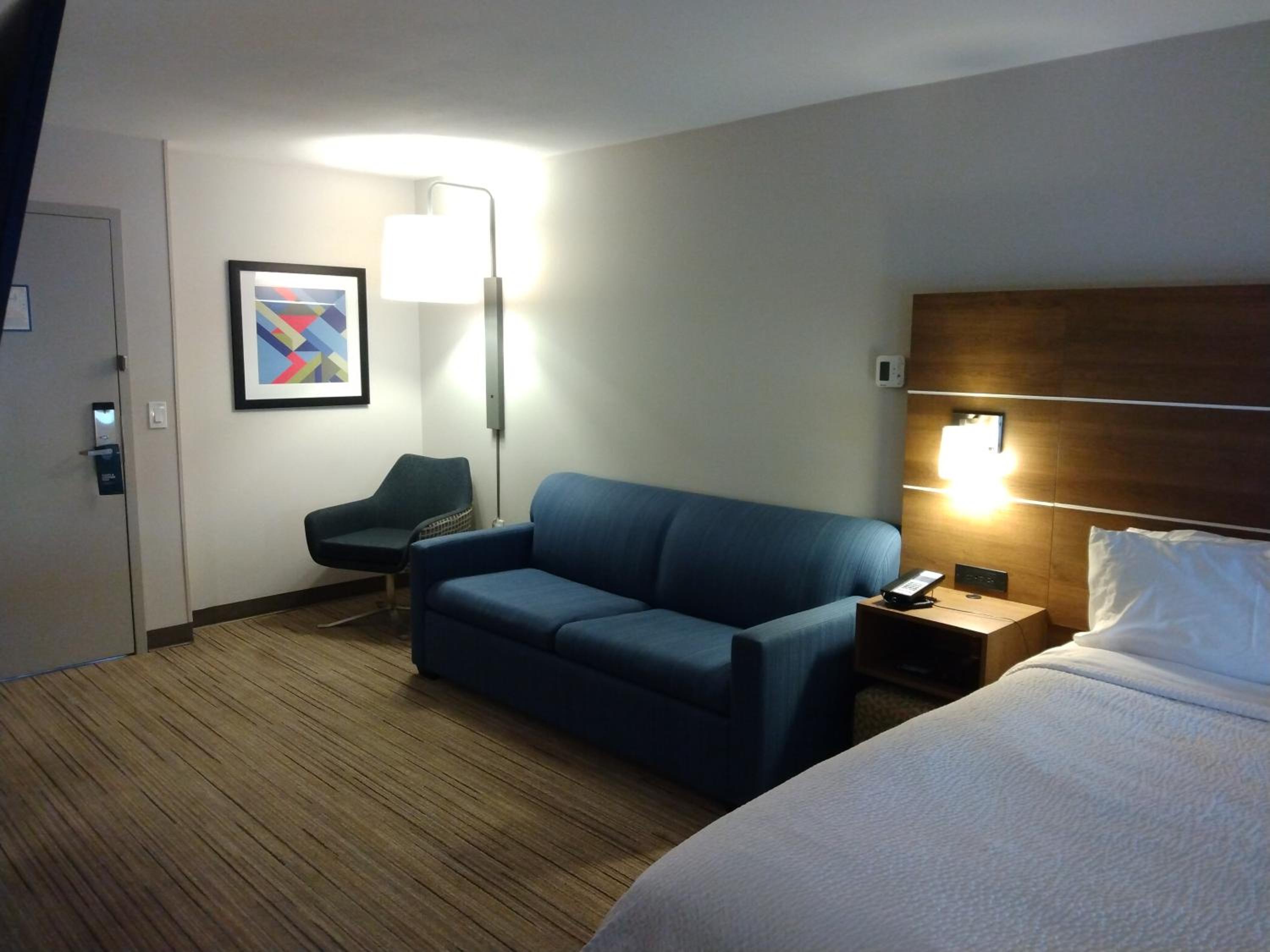 King Suite with Sofa Bed photo 1
