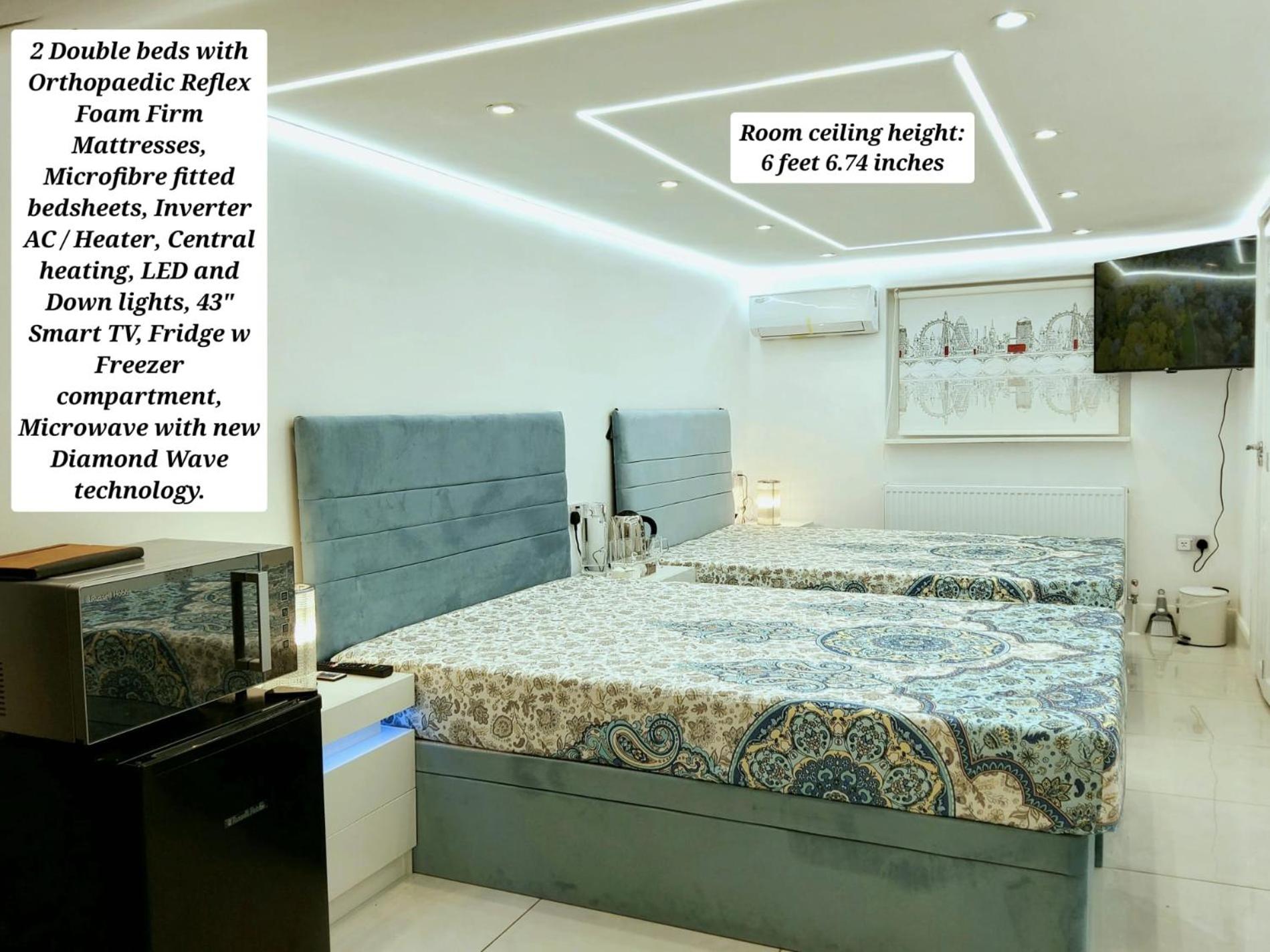 Double Room with Private Bathroom photo 1