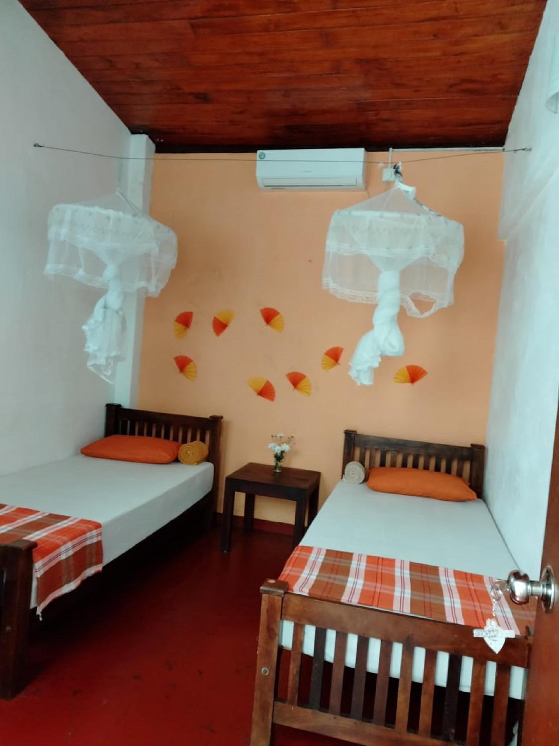Standard Twin Room photo 1
