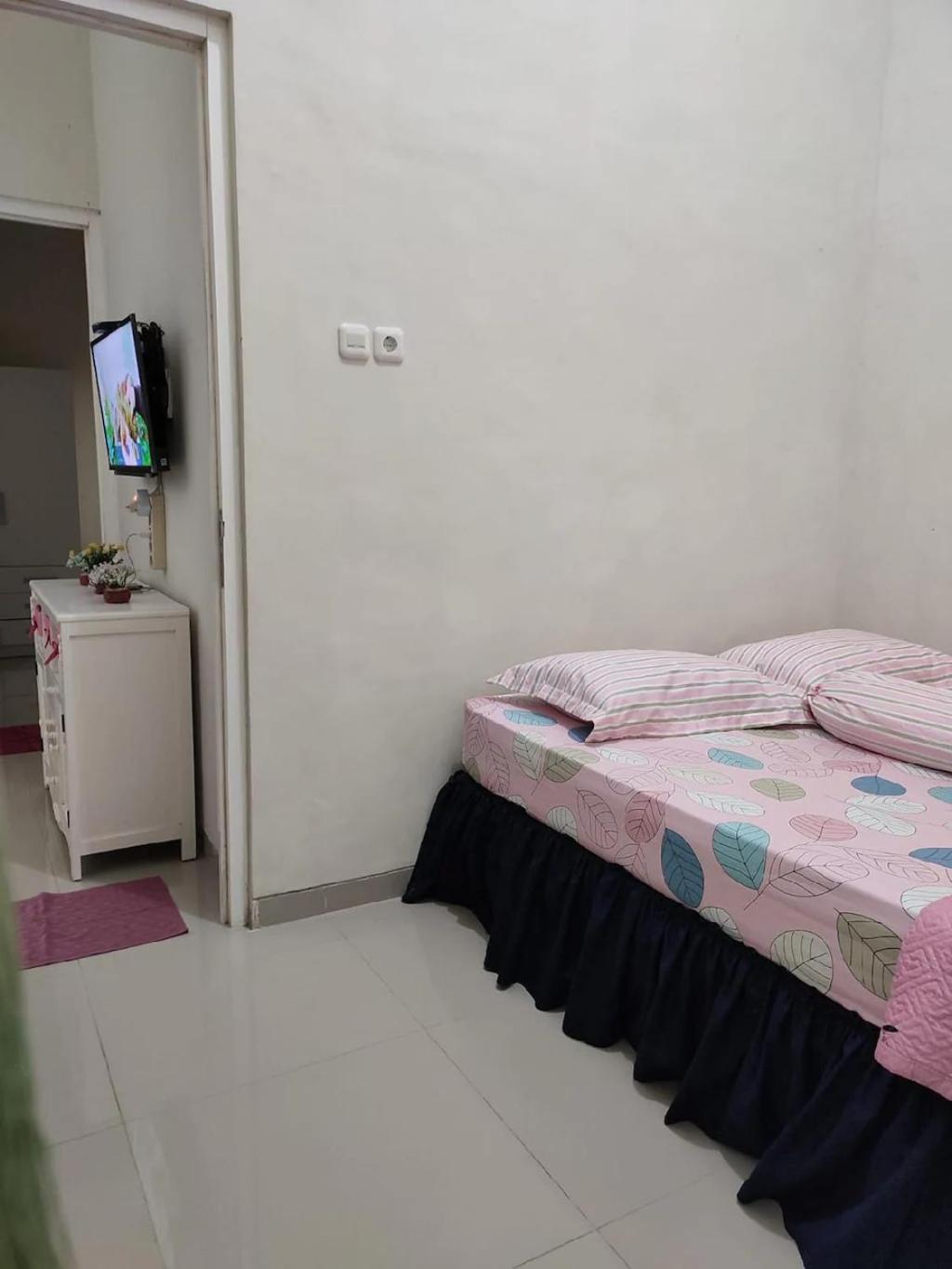Double Room With Private Bathroom photo 2