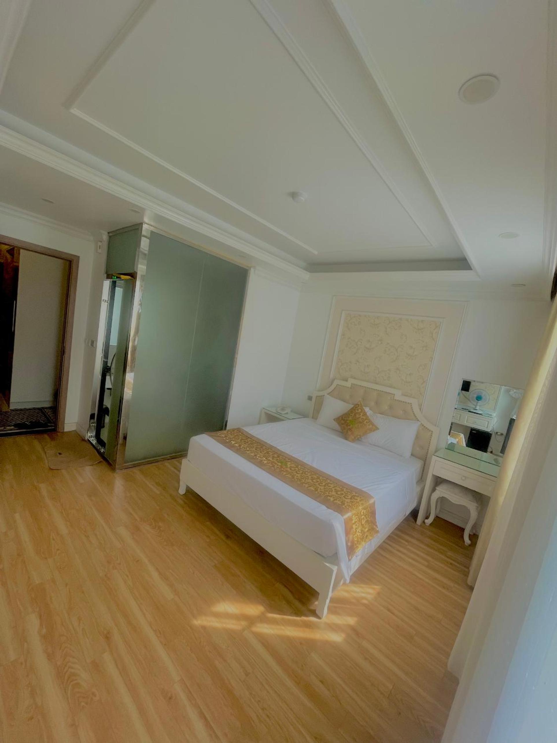 Standard Double Room photo 2