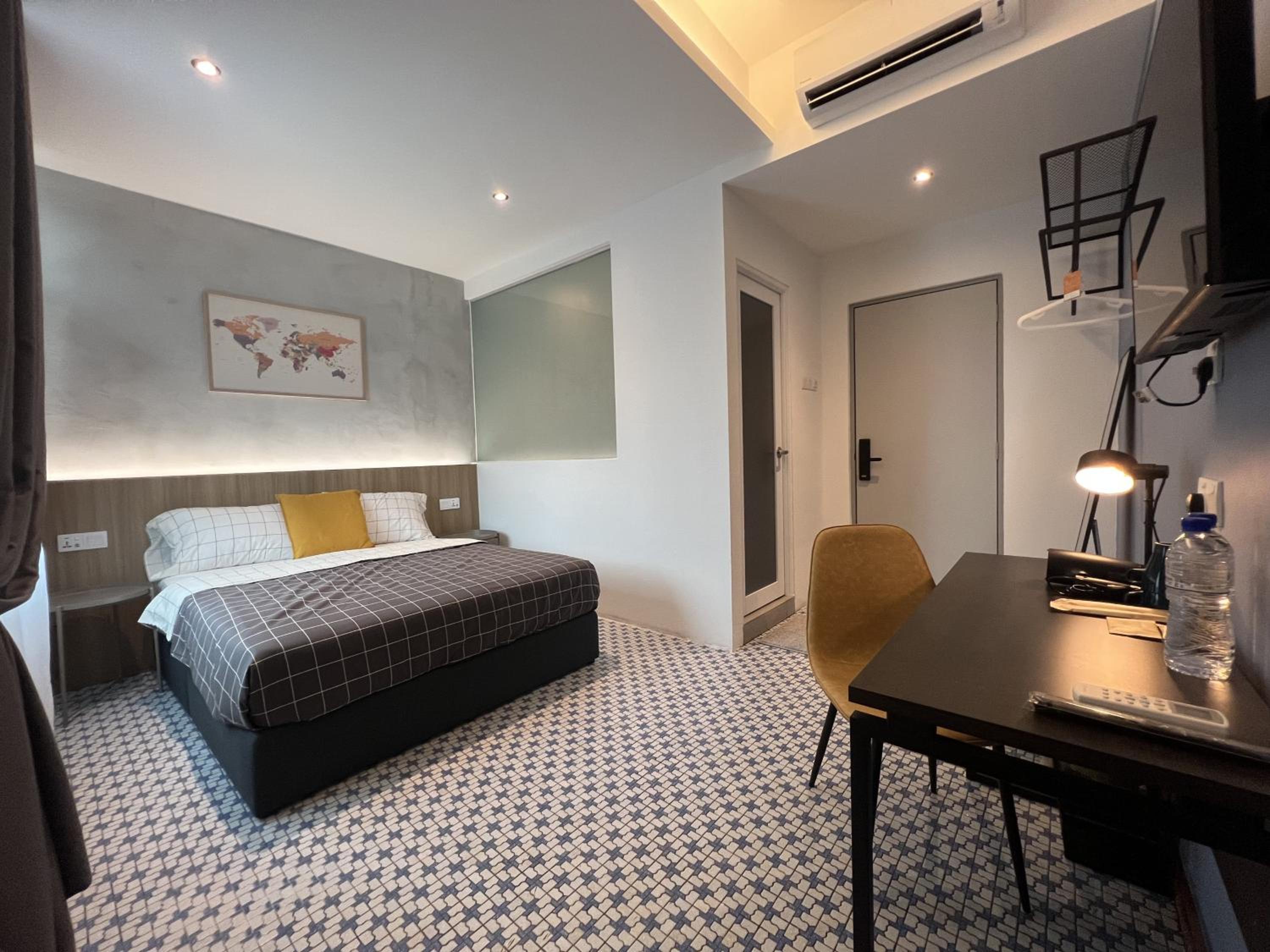 Deluxe Double Room with Balcony
