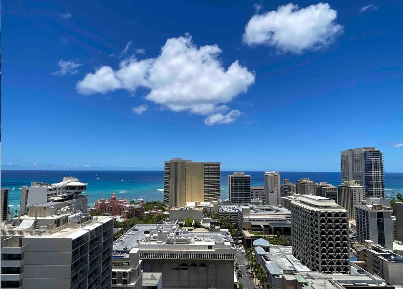 28th Floor Breathtaking Ocean View with a Kitchen-Free Parking-Corner Unit-King Bed: view from hotel room photo