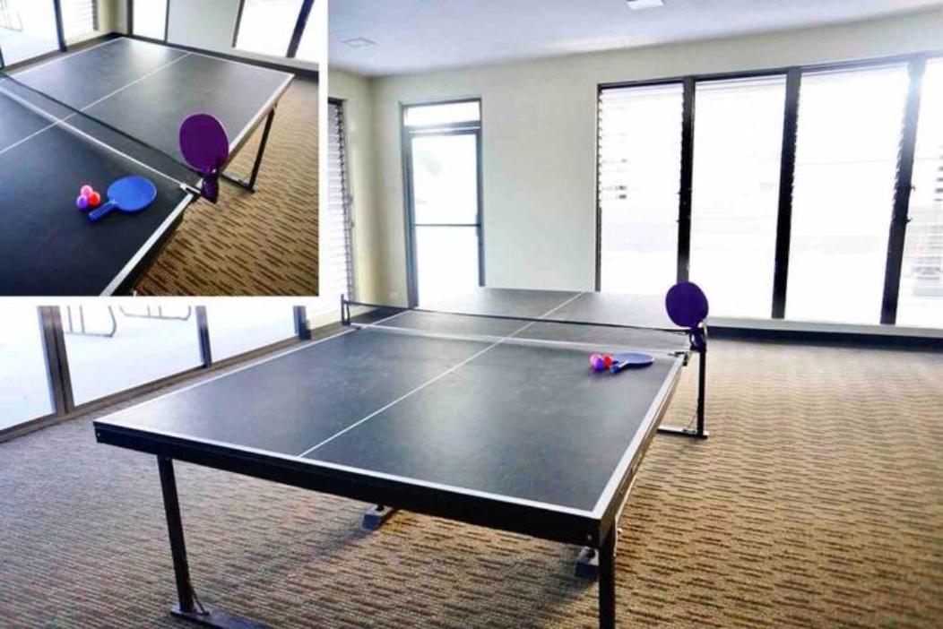 28th Floor Breathtaking Ocean View with a Kitchen-Free Parking-Corner Unit-King Bed: Apartment with Balcony photo