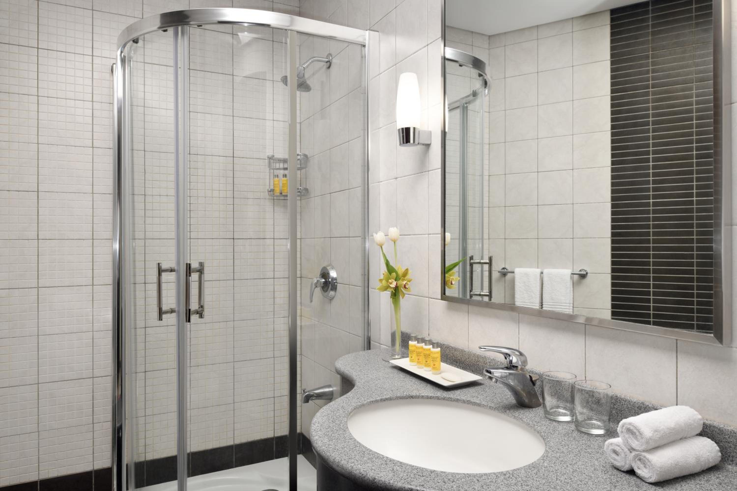 Two-Bedroom Apartment - Photo 4