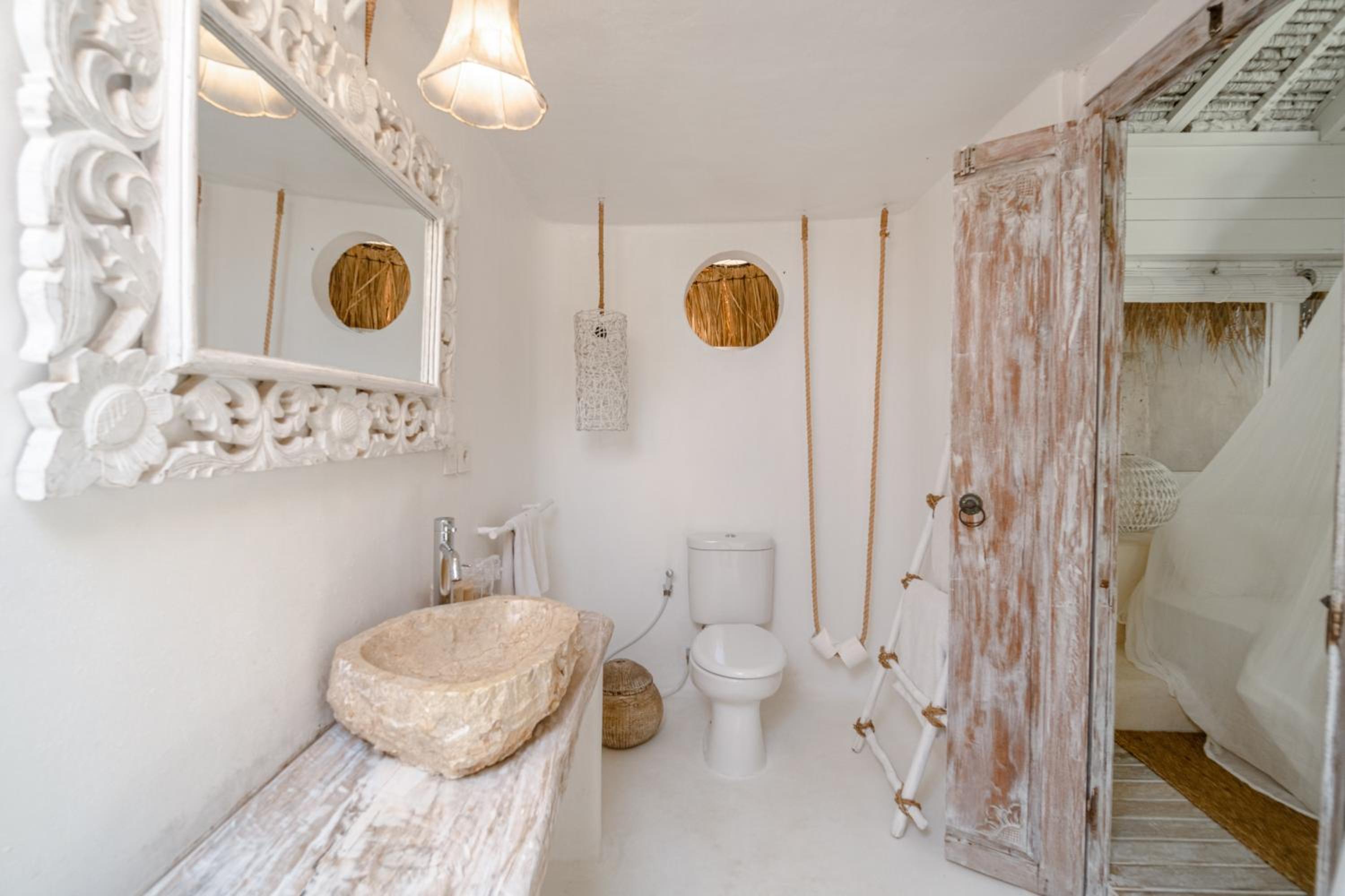 Superior Double Bungalow - Photo 9