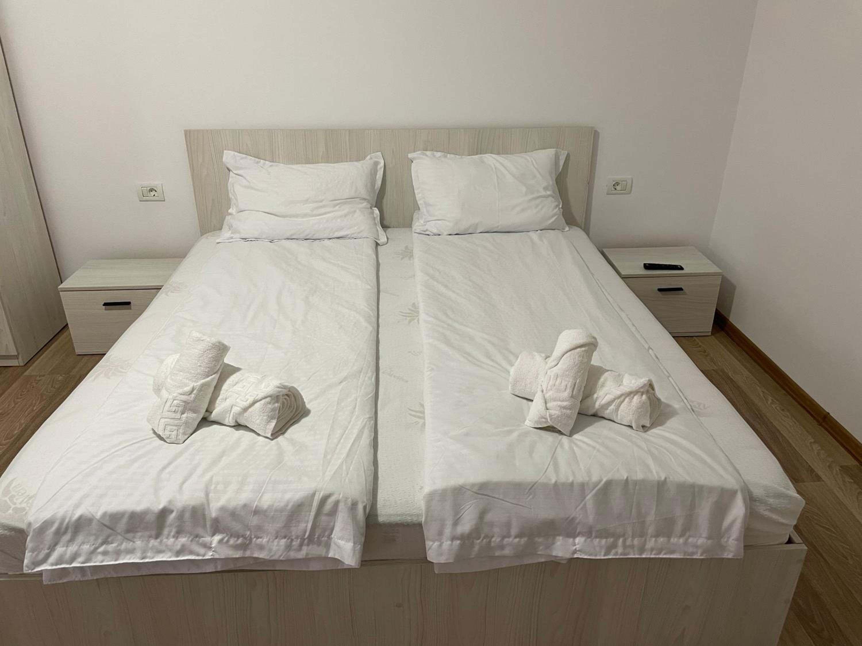 Double or Twin Room photo 3