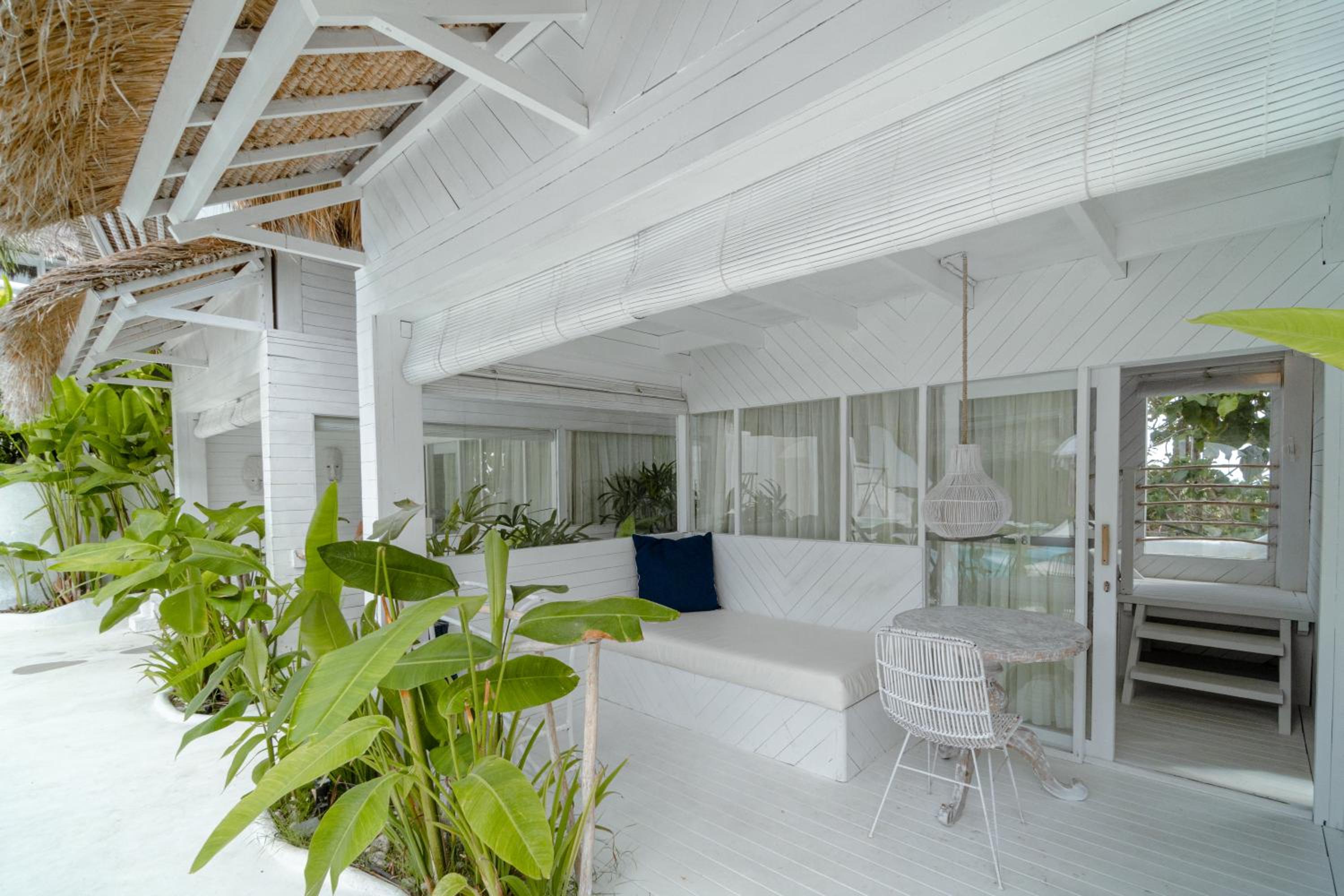 Premier Mezzanine Bungalow  - Photo 9