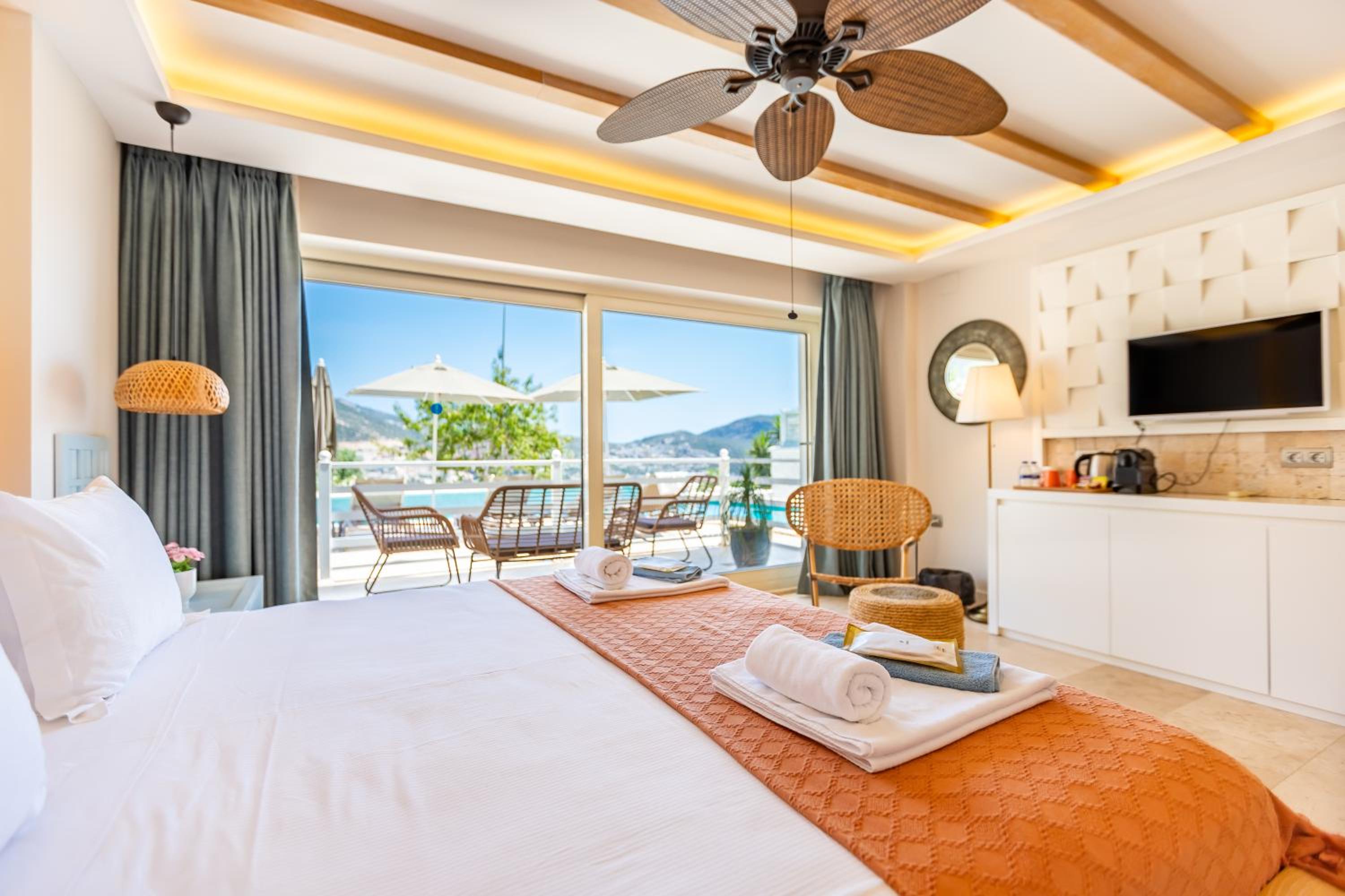 Deluxe Double Room with Sea View