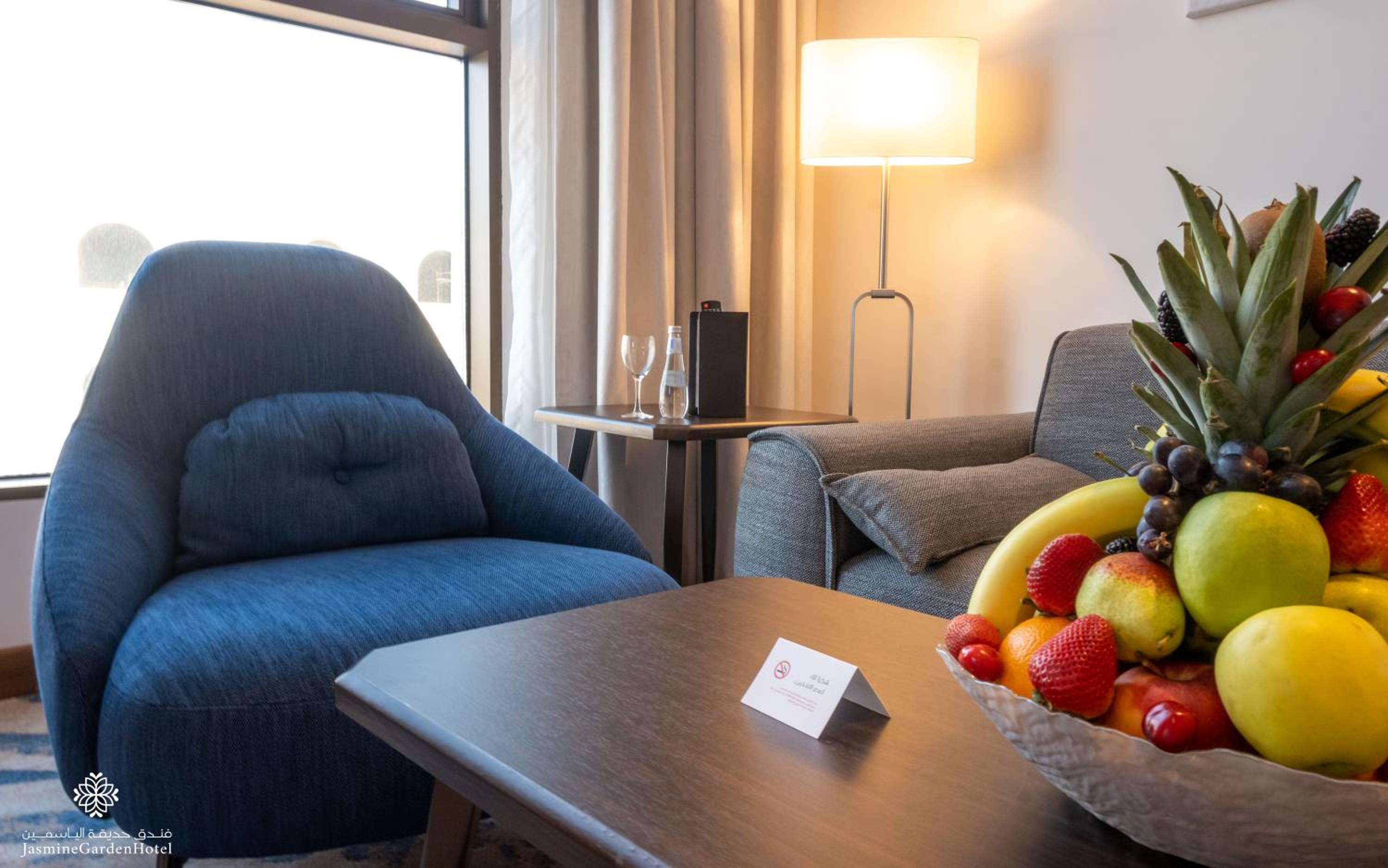 Executive Suite - Photo 11