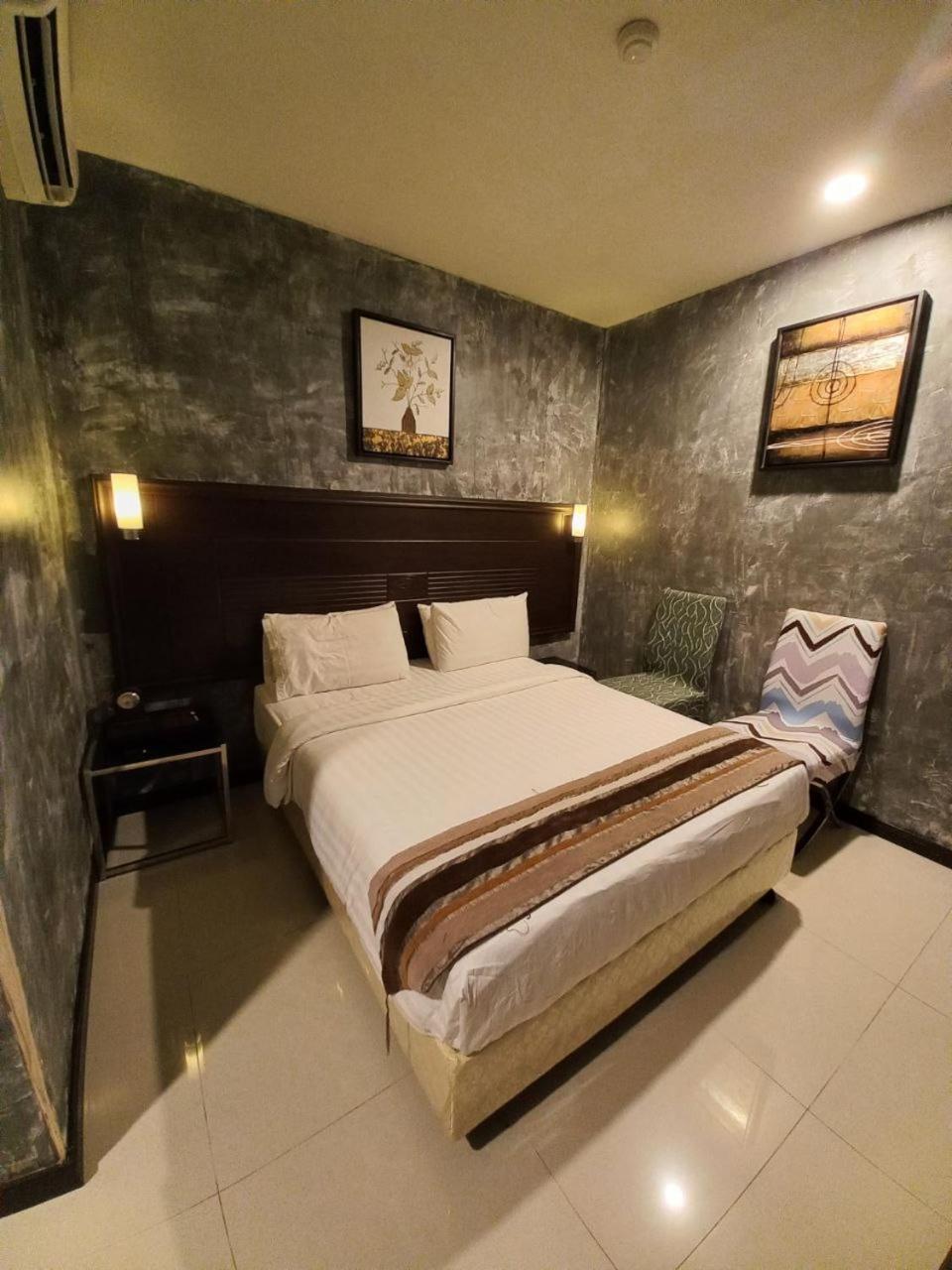 Standard Double Room - Photo 6