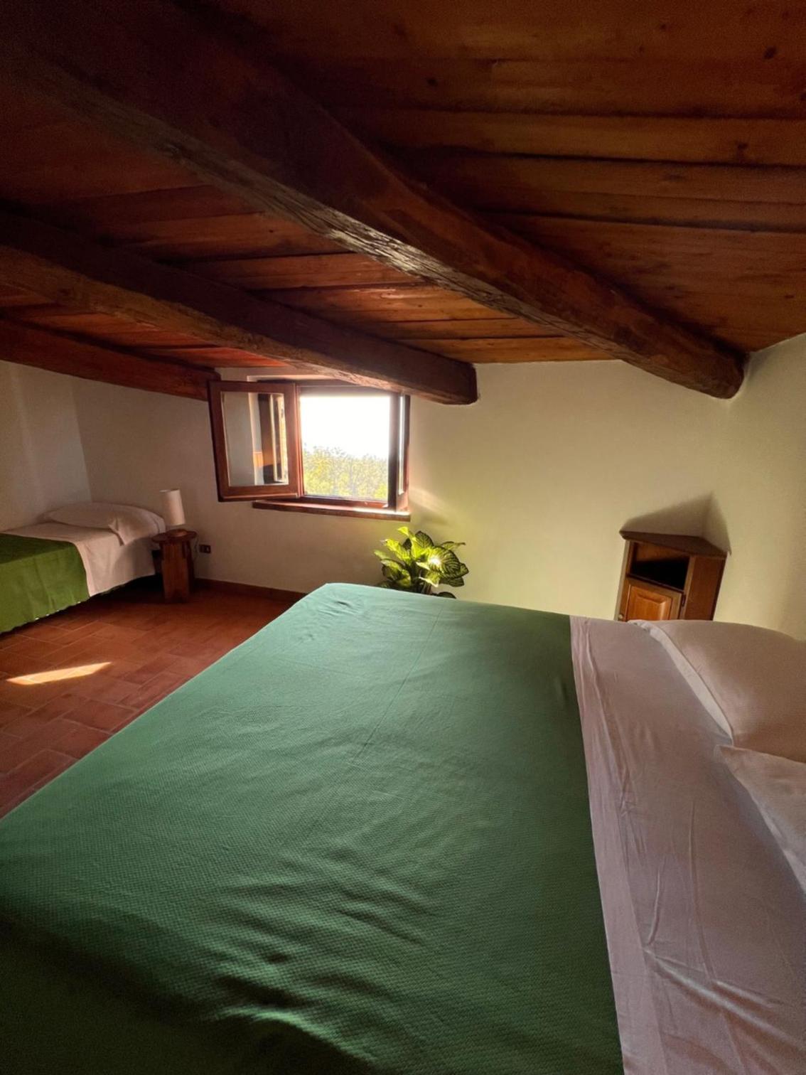 Triple Room with Private Bathroom photo 1